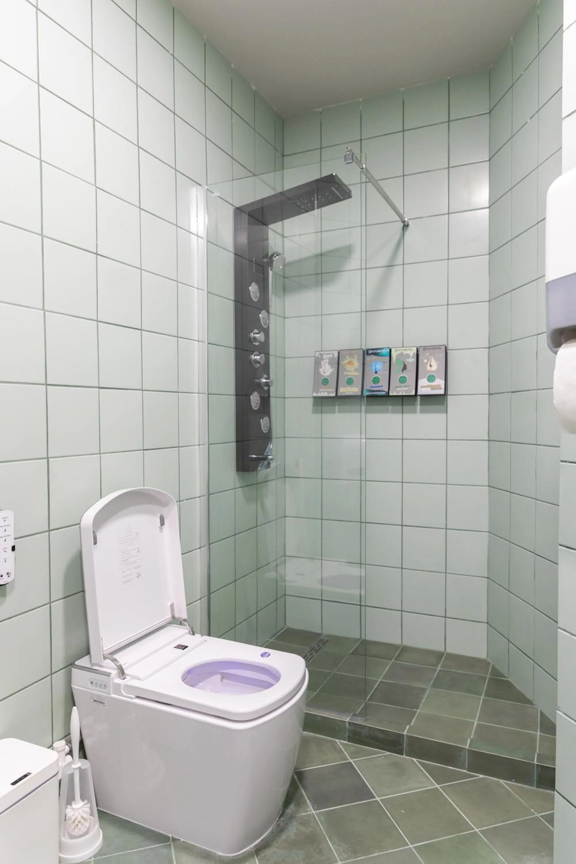 Shower in Futurotel Malagueta Beach