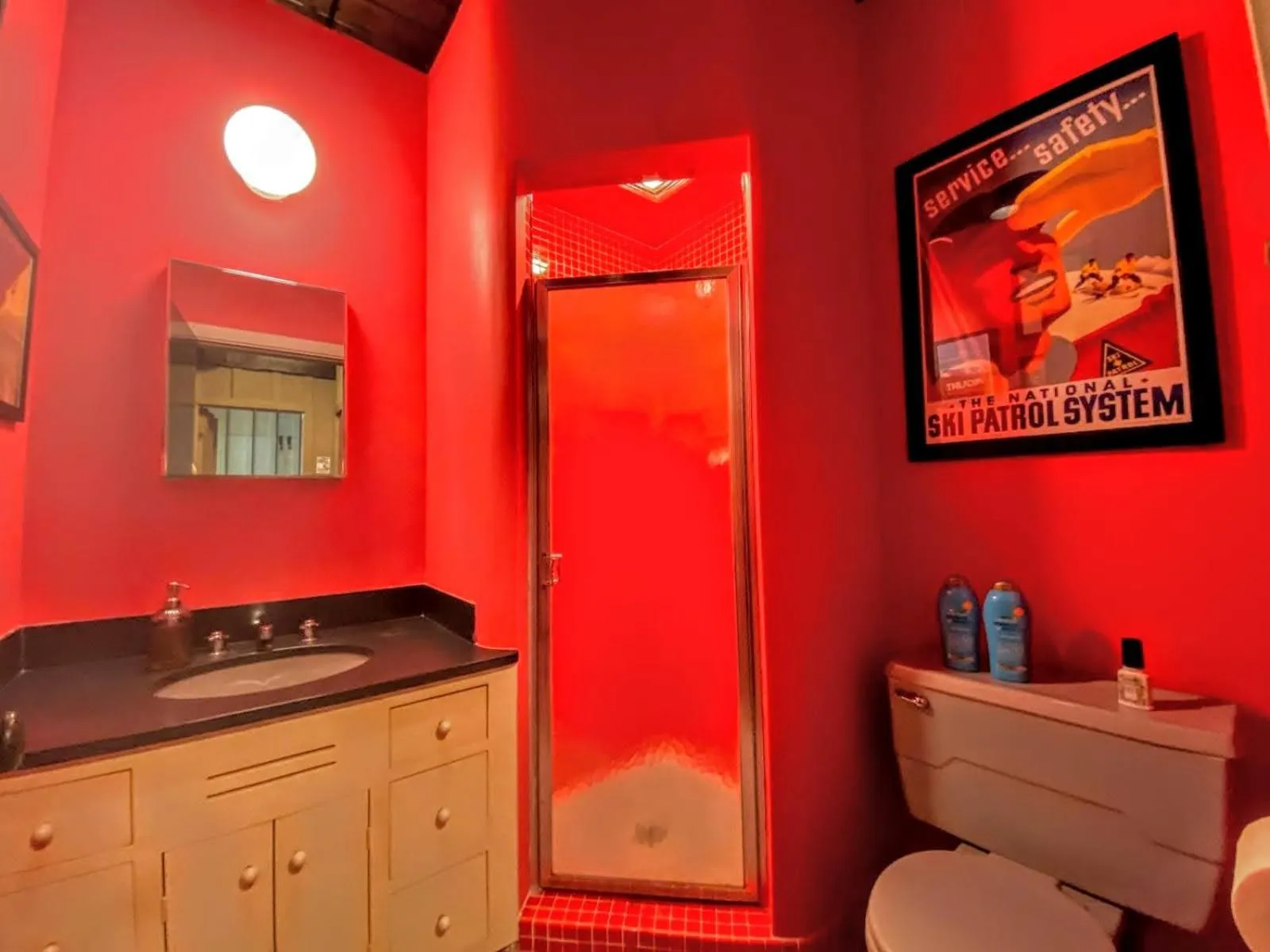 Other in RL Breathtaking views and grand unique style private mountain retreat 4WD recommended