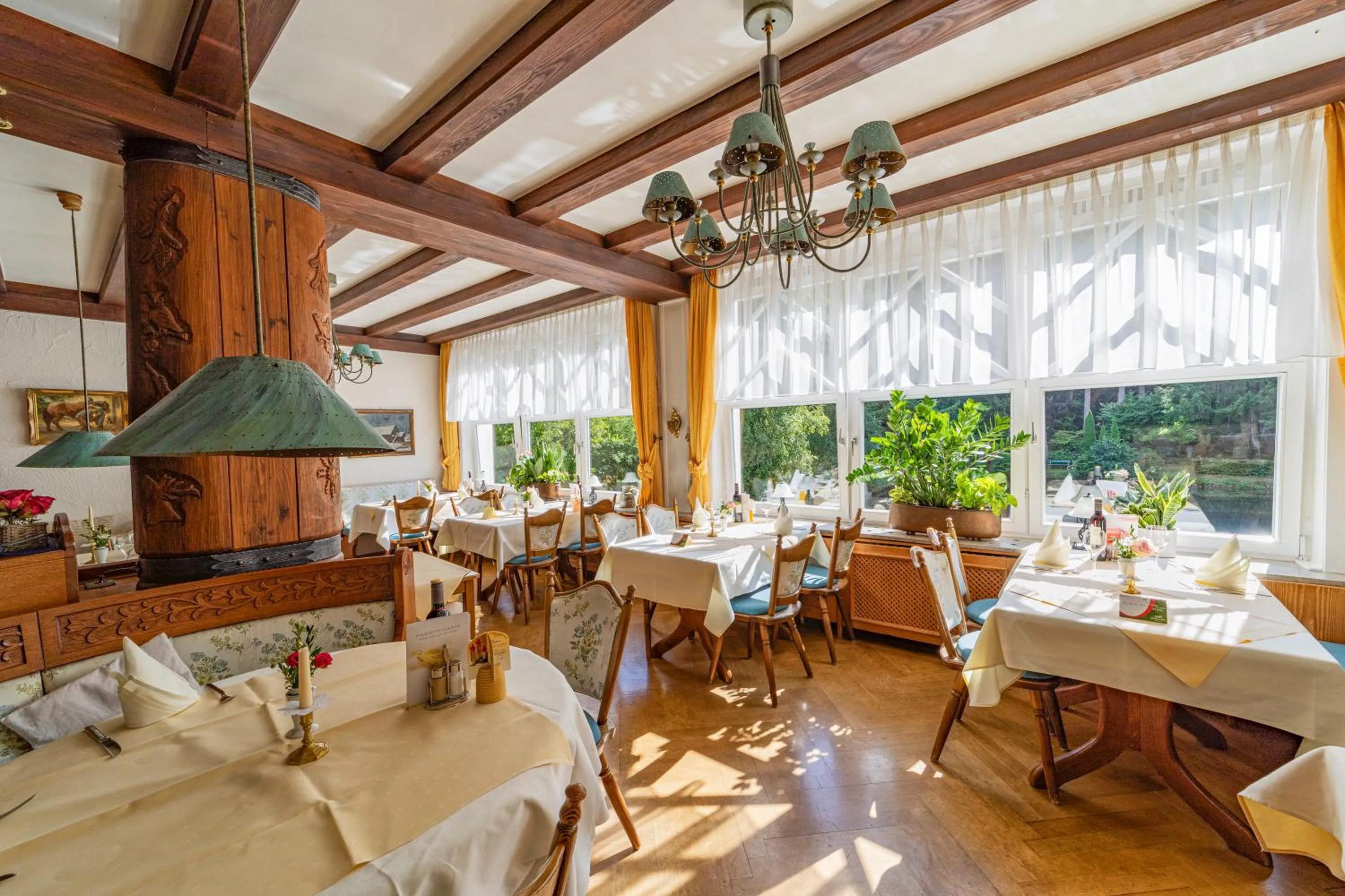 Restaurant/places to eat in Hotel Langenwaldsee