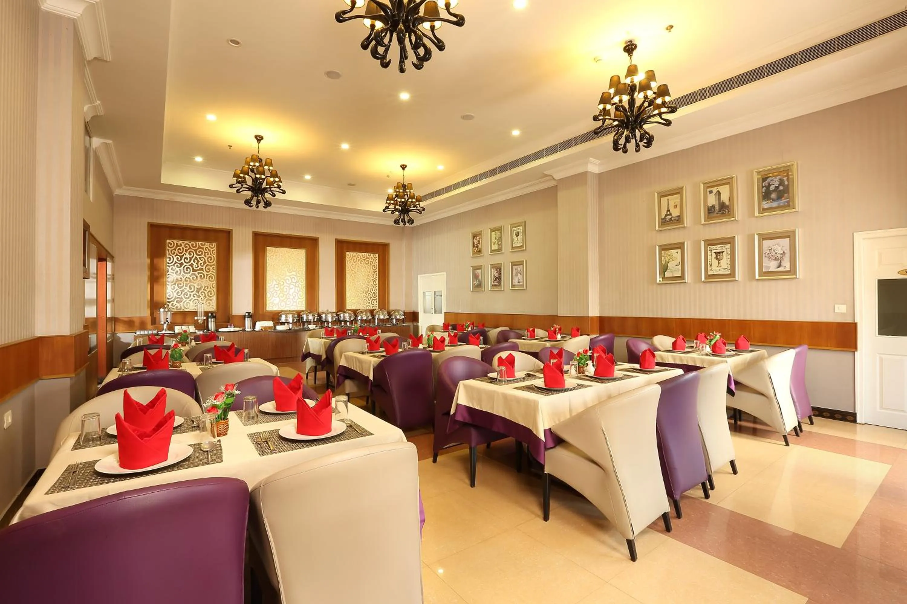 Restaurant/places to eat in Cochin Legacy