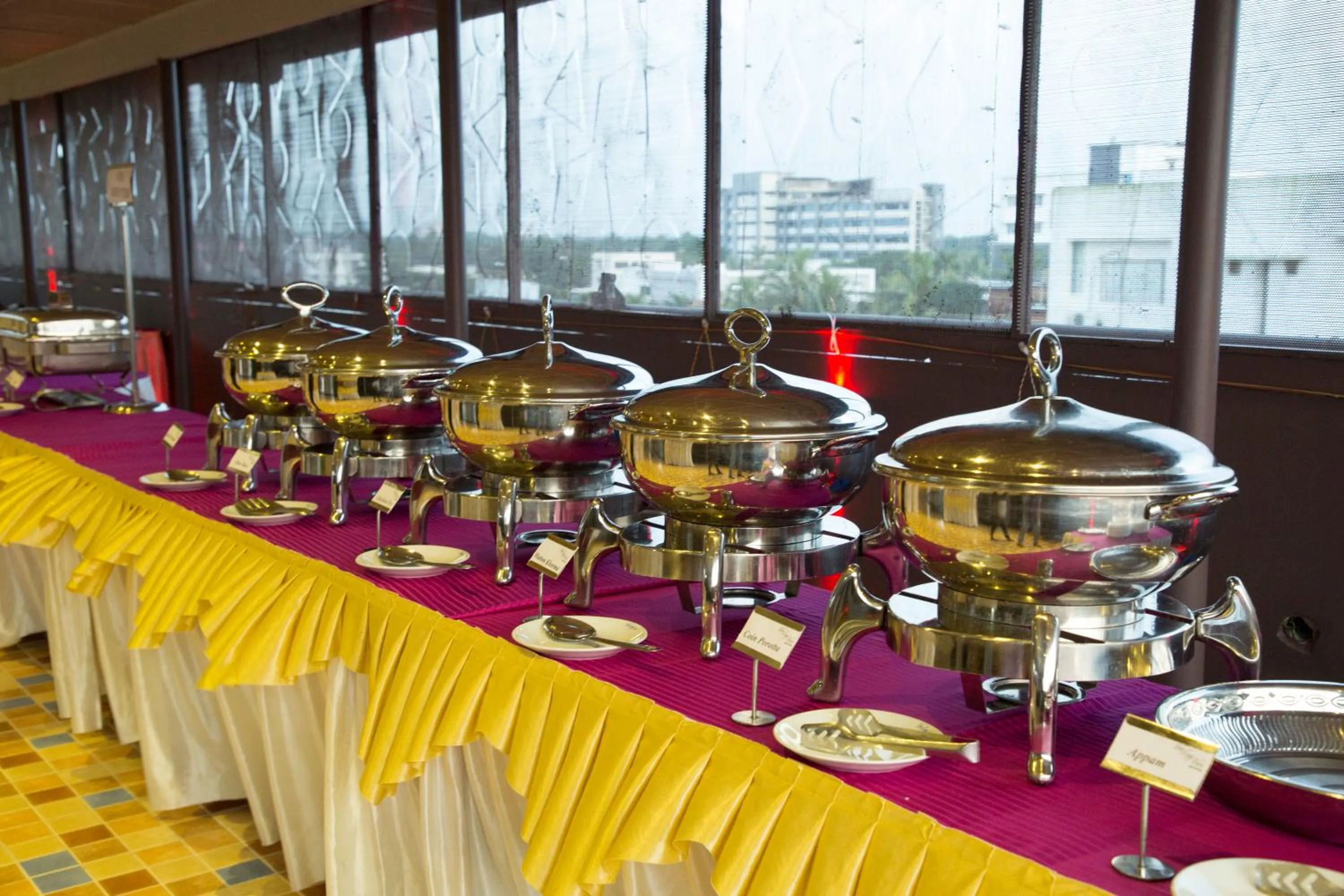 Buffet breakfast in Cochin Legacy