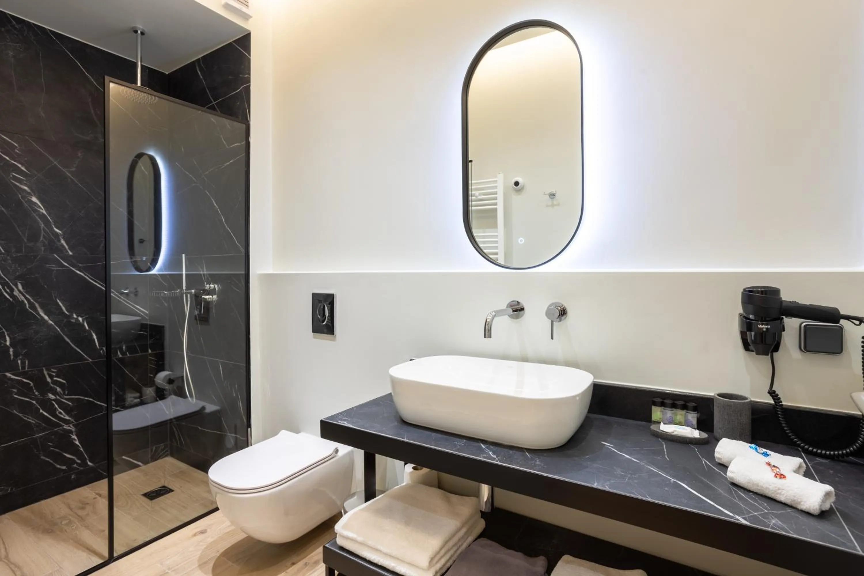 Shower in Philia Boutique Hotel