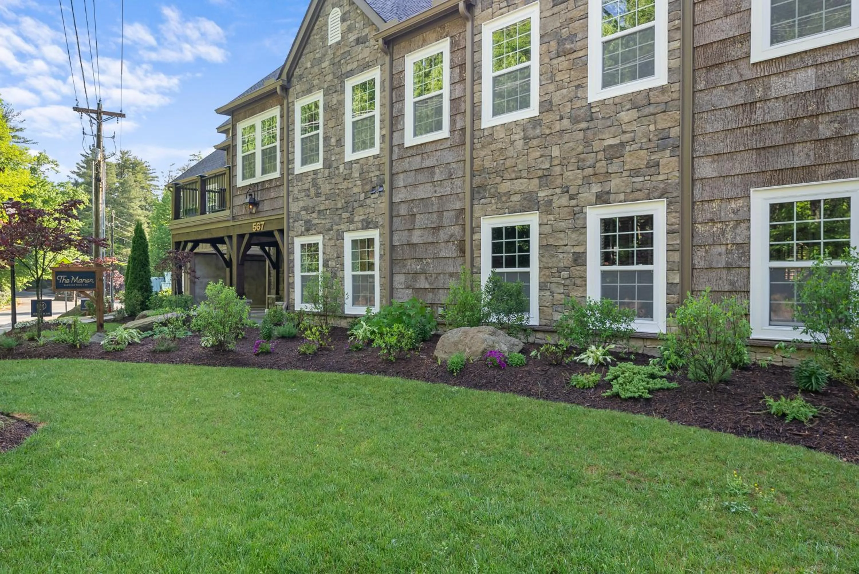 Property building in The Blowing Rock Manor