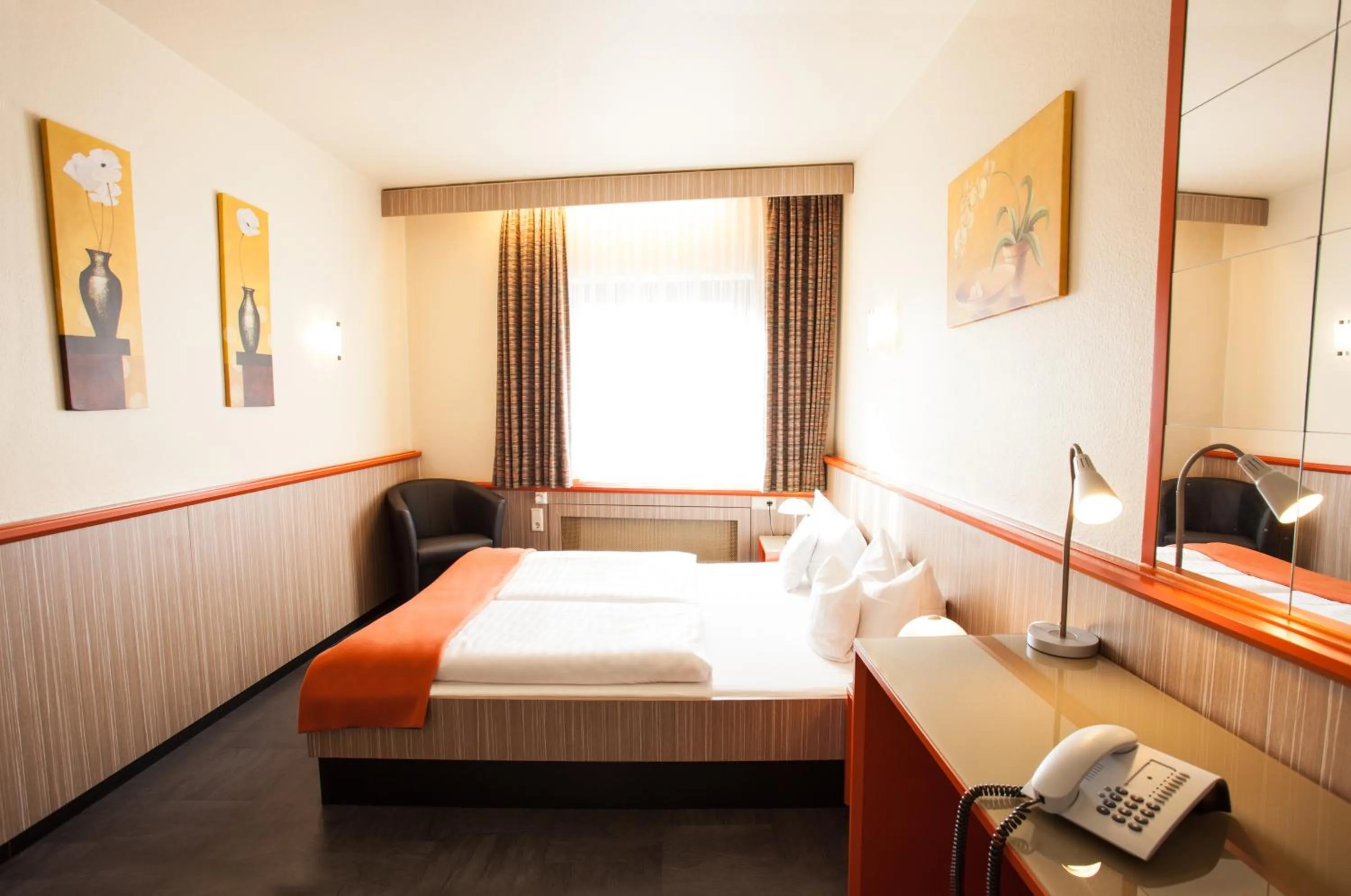 Photo of the whole room, Bed in Trip Inn Hotel Ariane