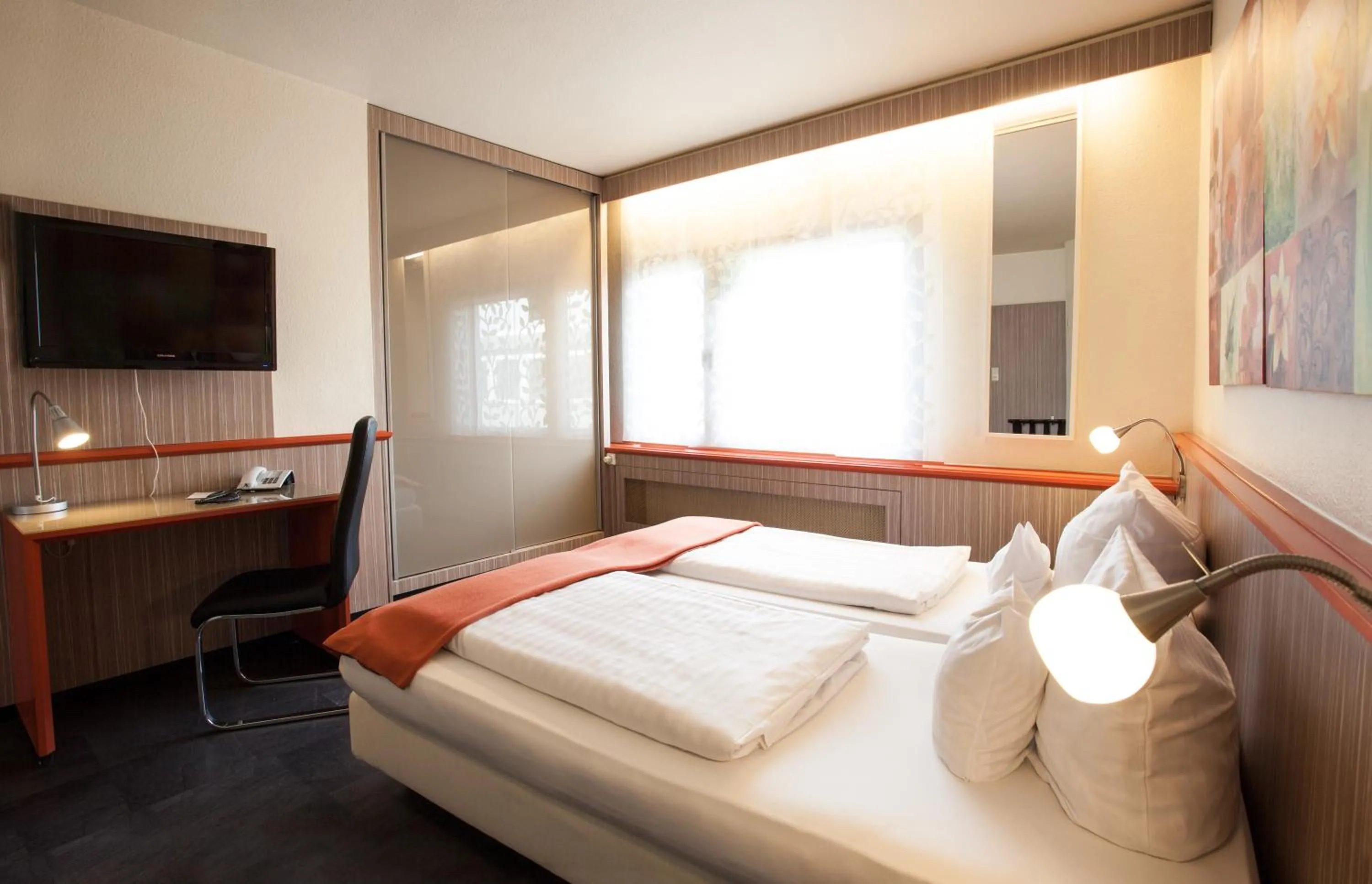 Photo of the whole room, Bed in Trip Inn Hotel Ariane