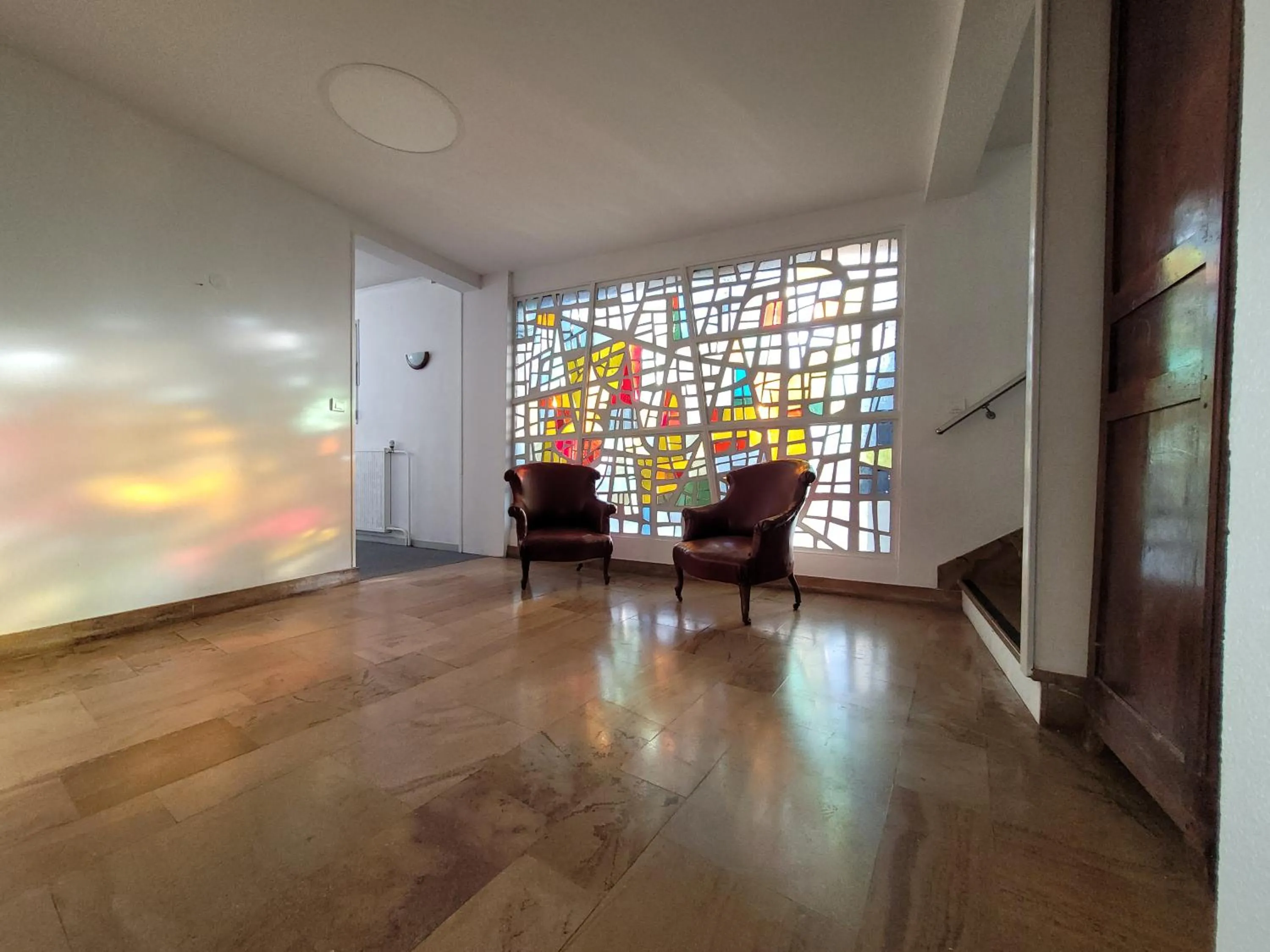 Property building in La Croix Blanche