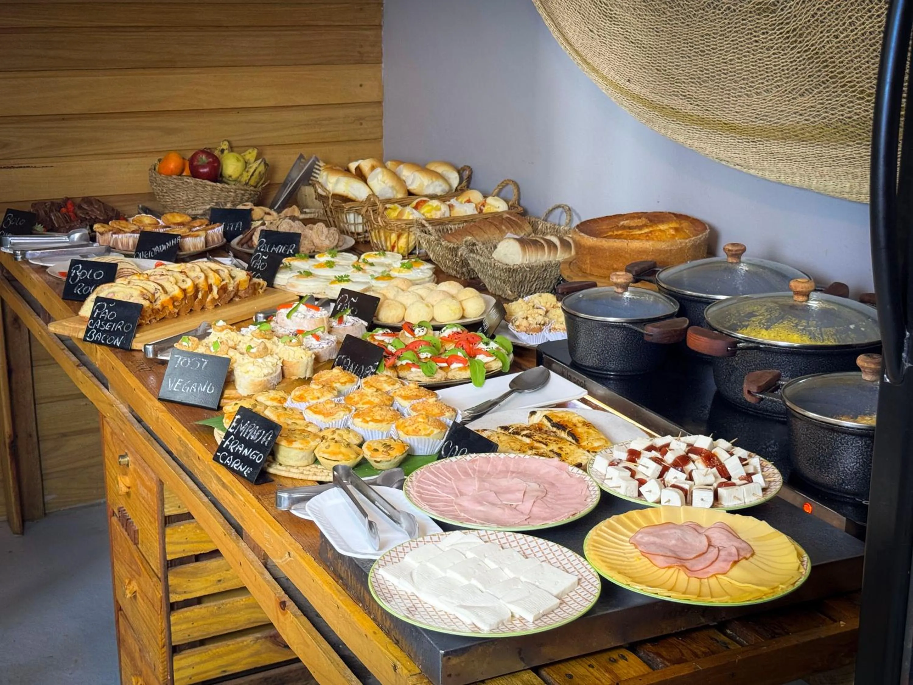 Breakfast in Pousada Unaí