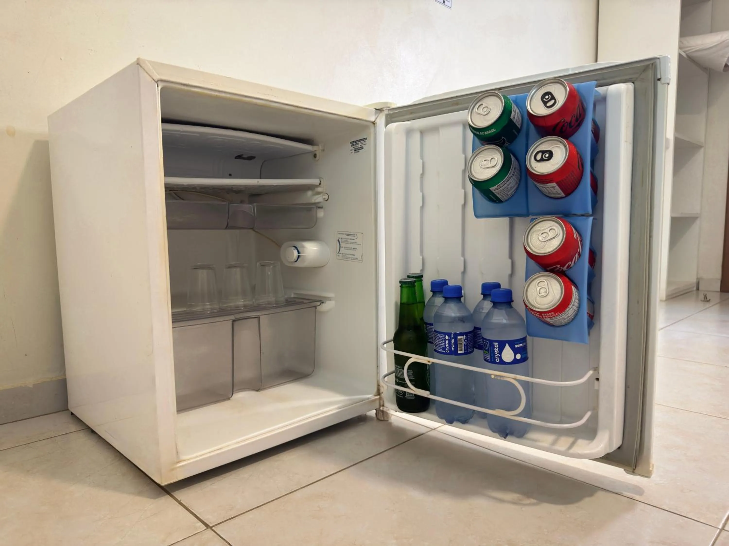 minibar in Pousada Unaí