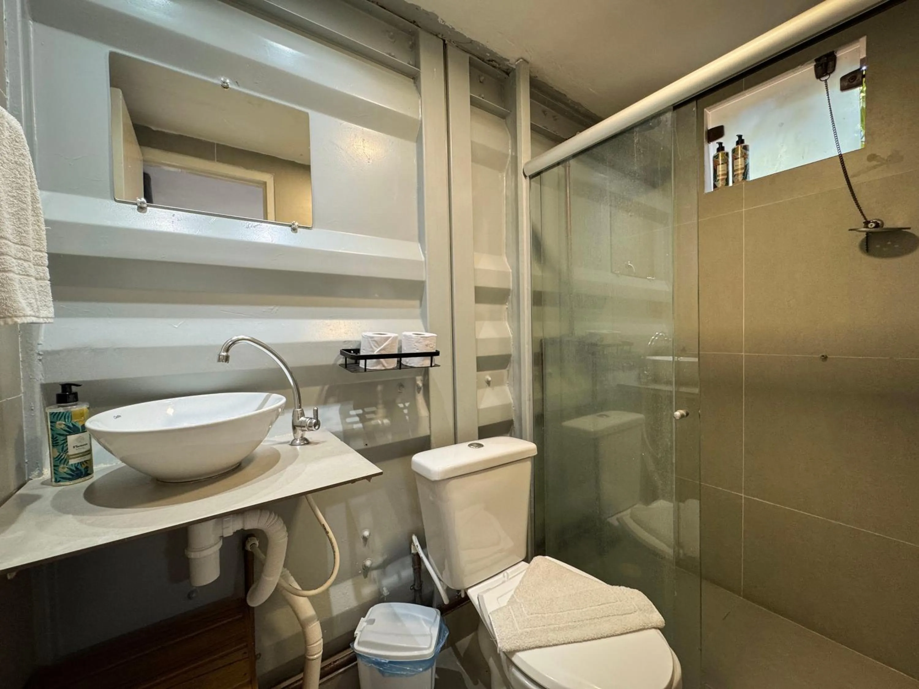 Bathroom in Pousada Unaí