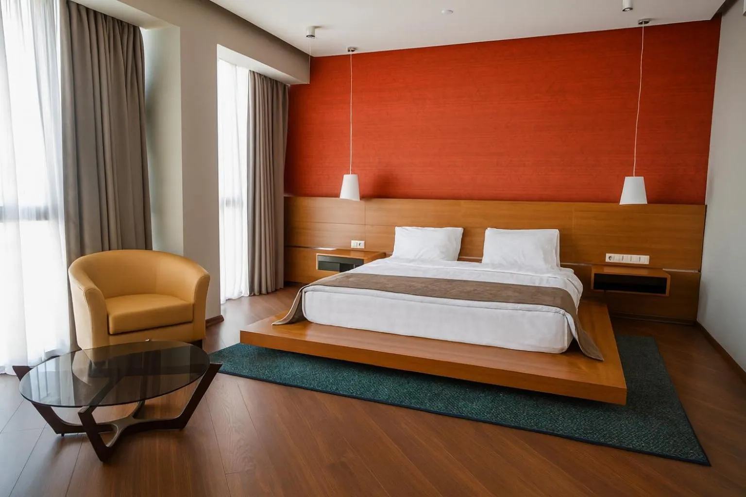 Bed in Golden Palace Hotel