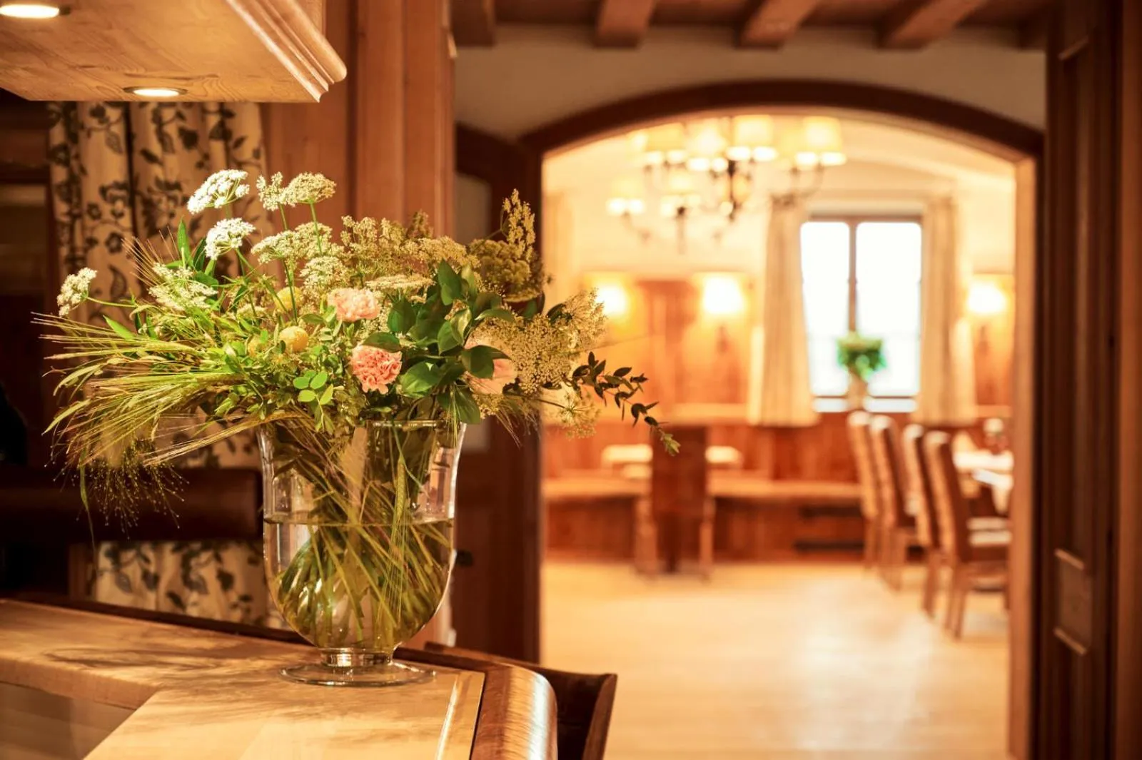 Hotel Auf der Gsteig GmbH