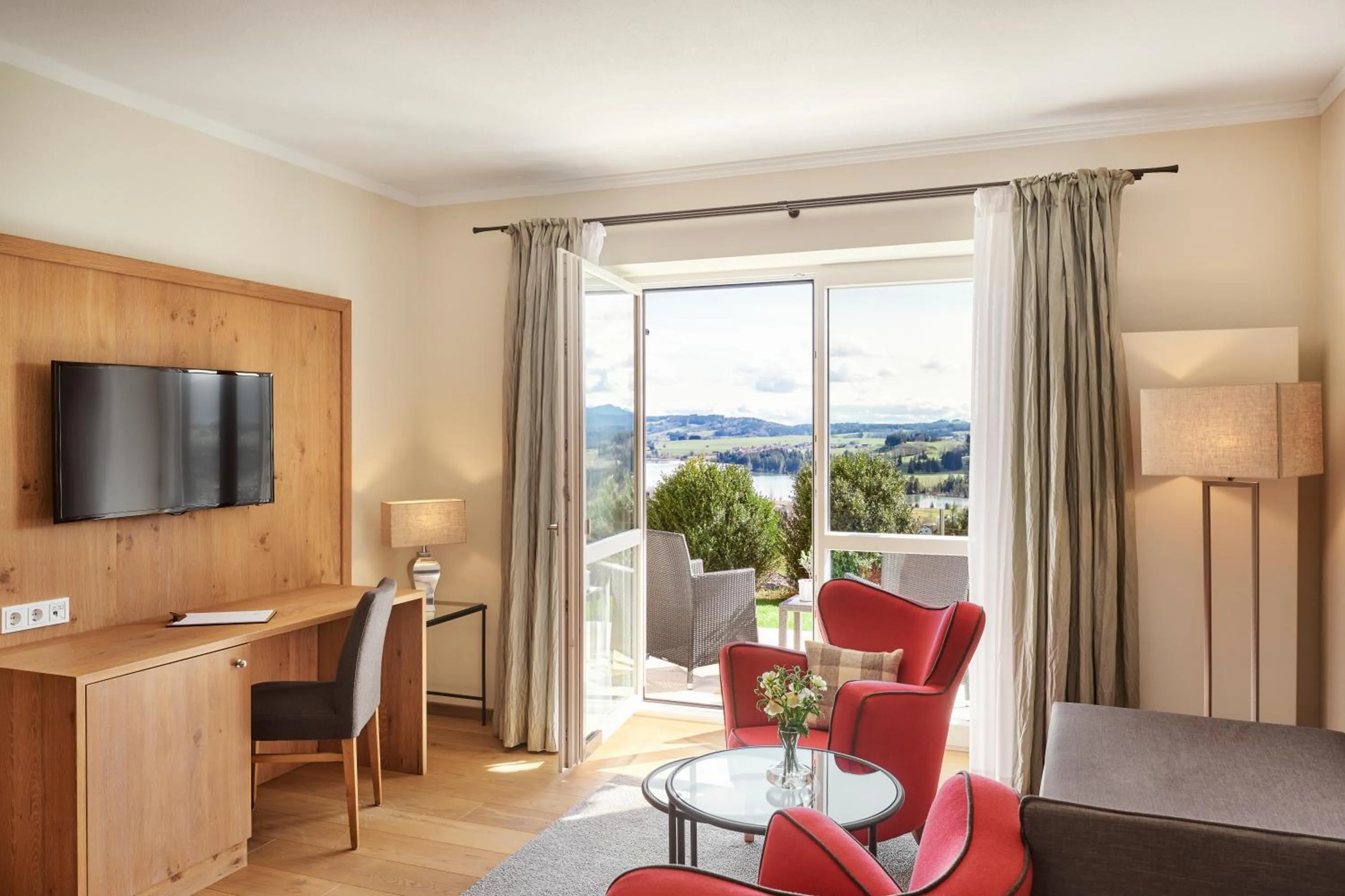 Hotel Auf der Gsteig GmbH