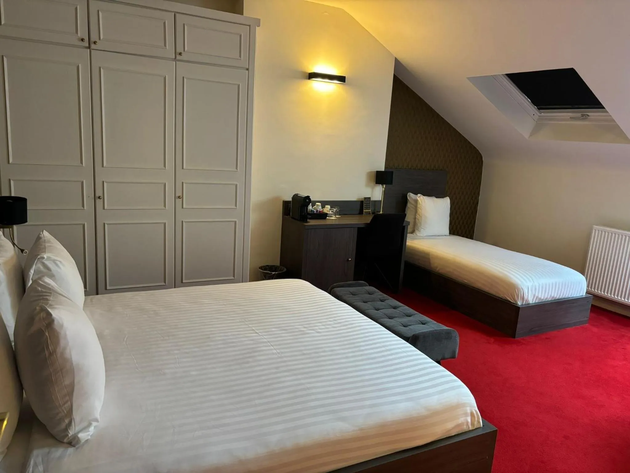 Bed in La Bourse Hotel