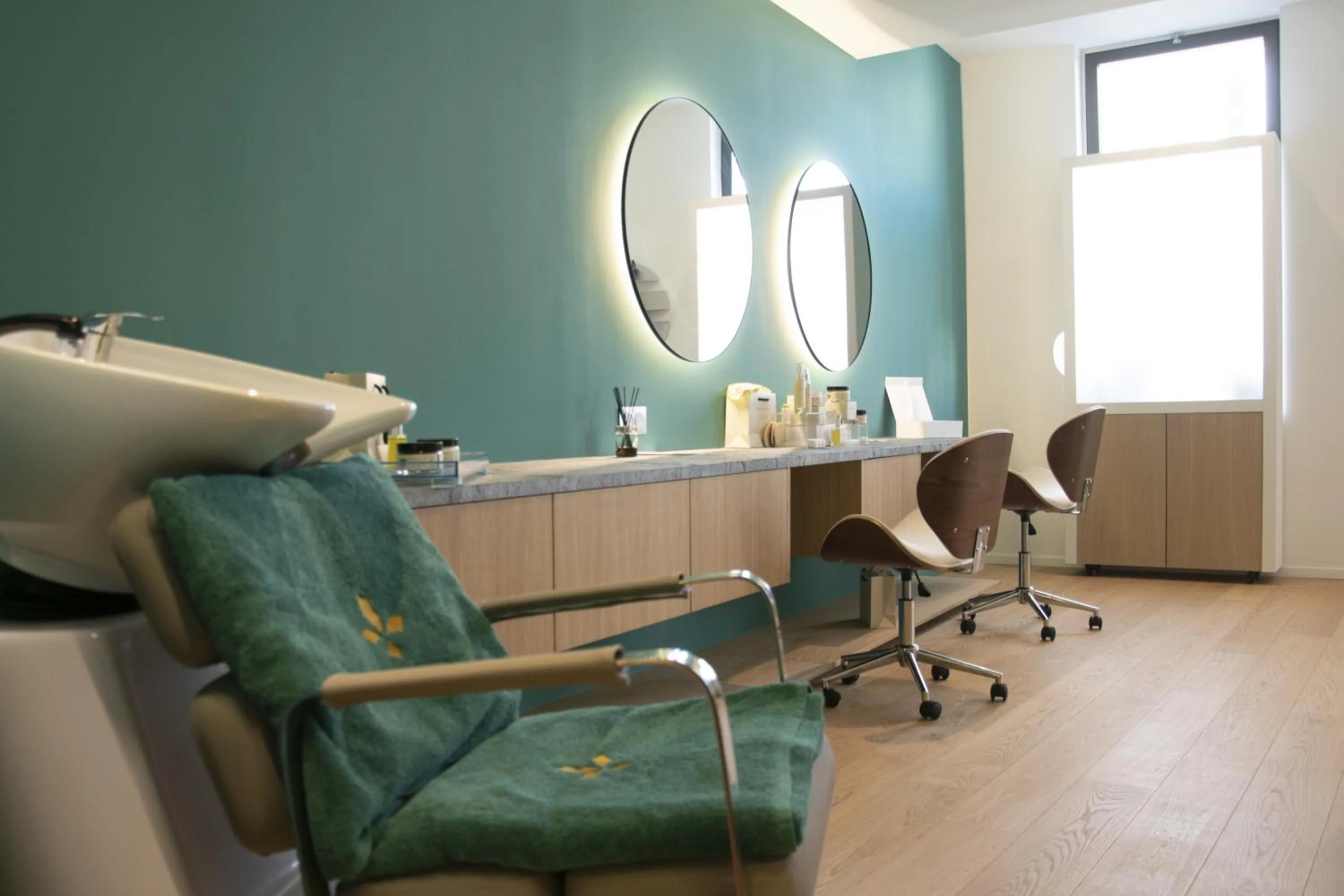 Spa and wellness centre/facilities in AUX DUCS DE SIENNE