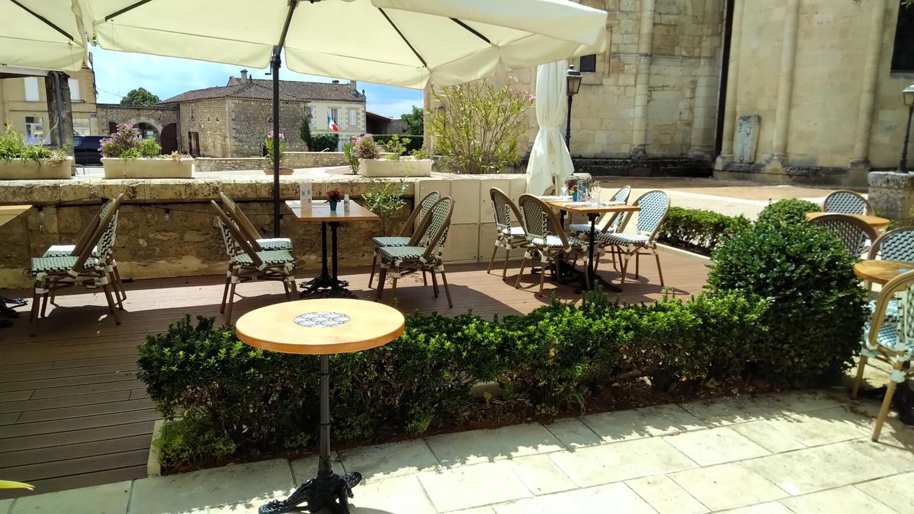 Patio in AUX DUCS DE SIENNE