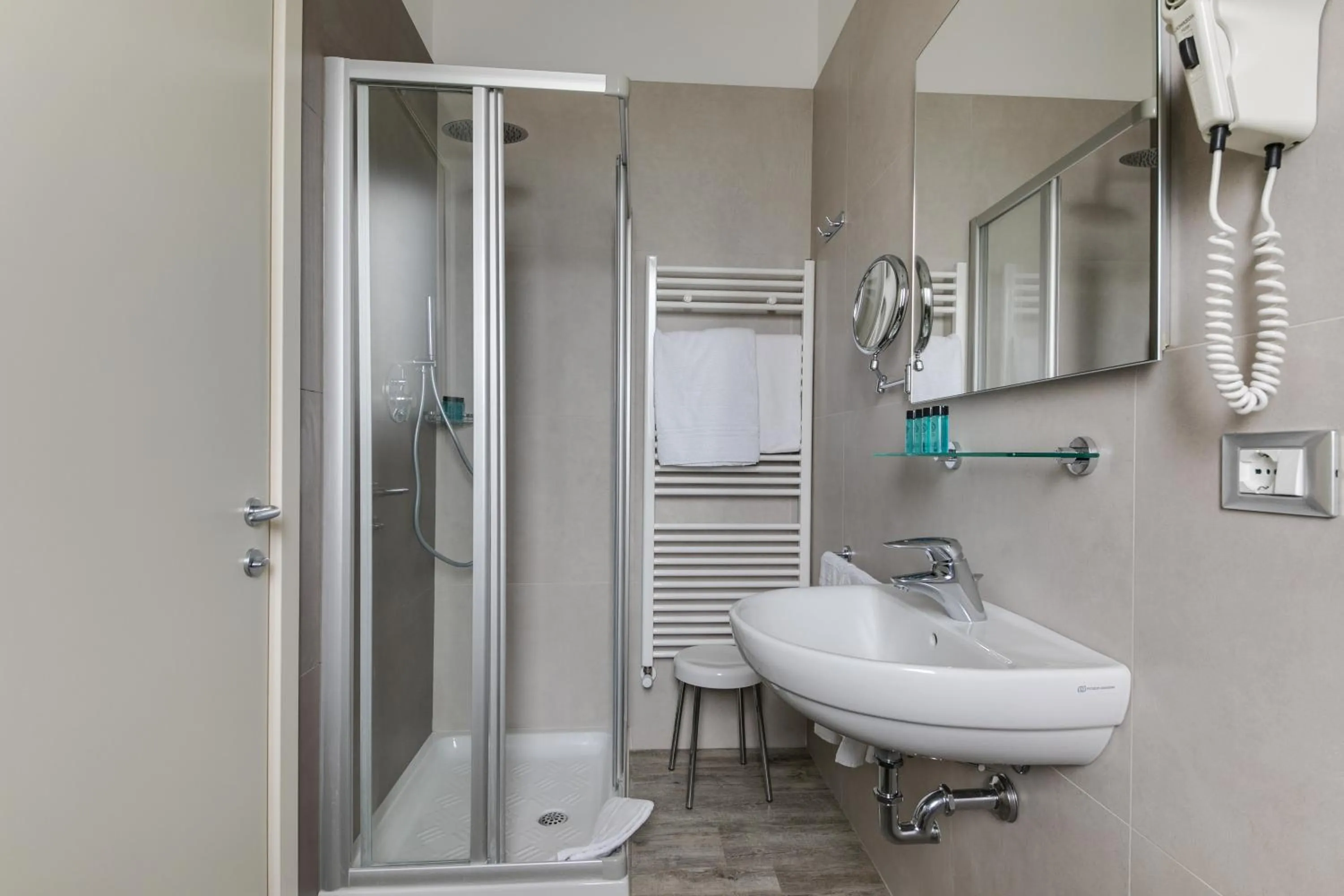 Bathroom in Elegance Suite Apartments - Siroli Collection