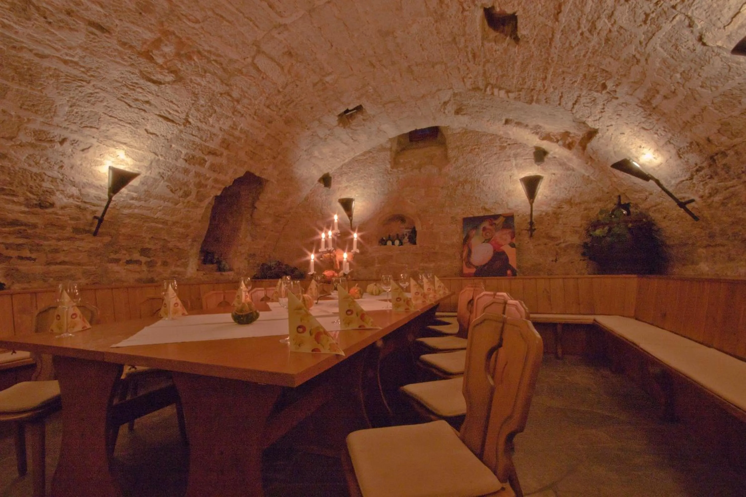 Restaurant/places to eat in Landhaus Zum Falken