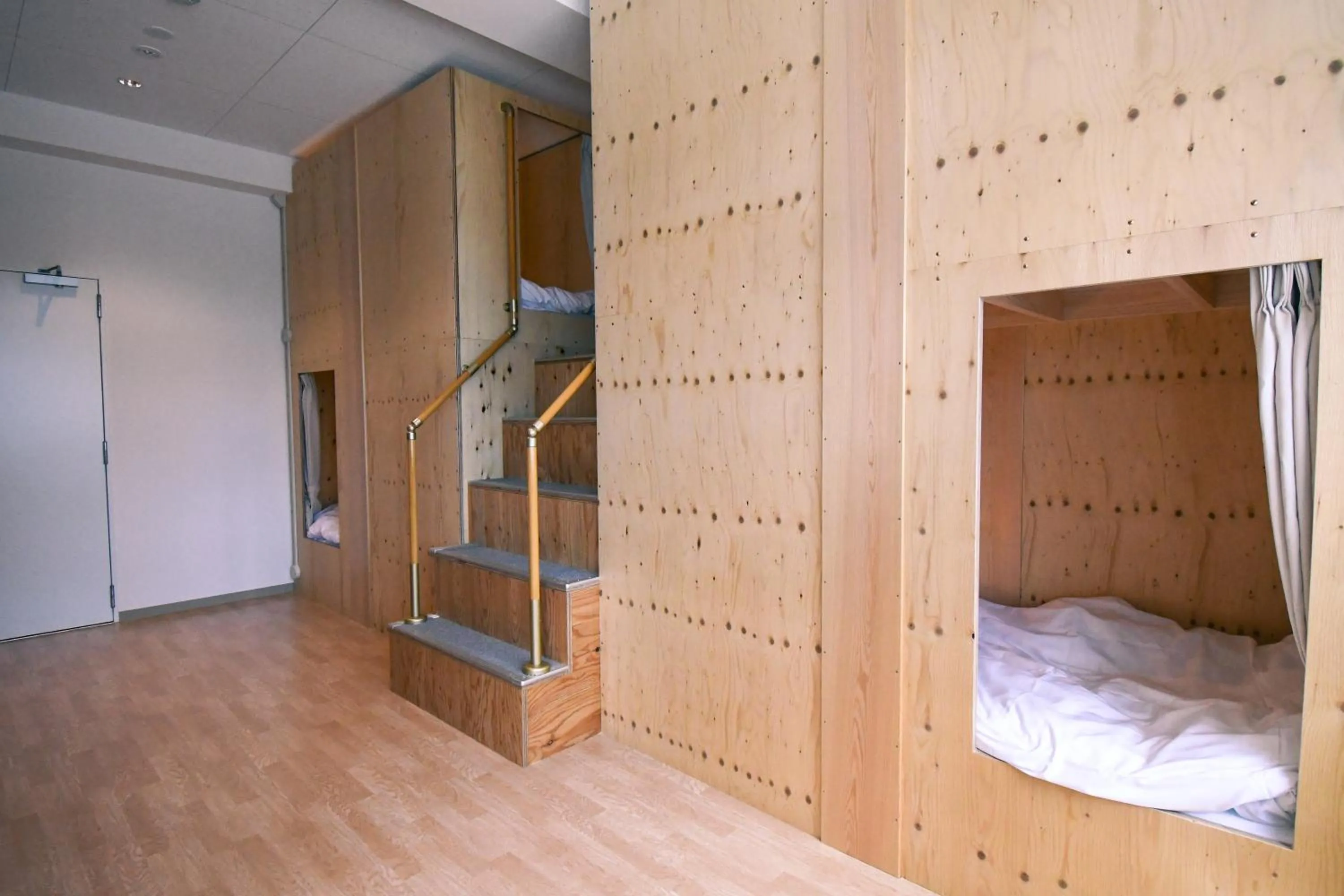 bunk bed, Bed in GATEWAY MAIZURU
