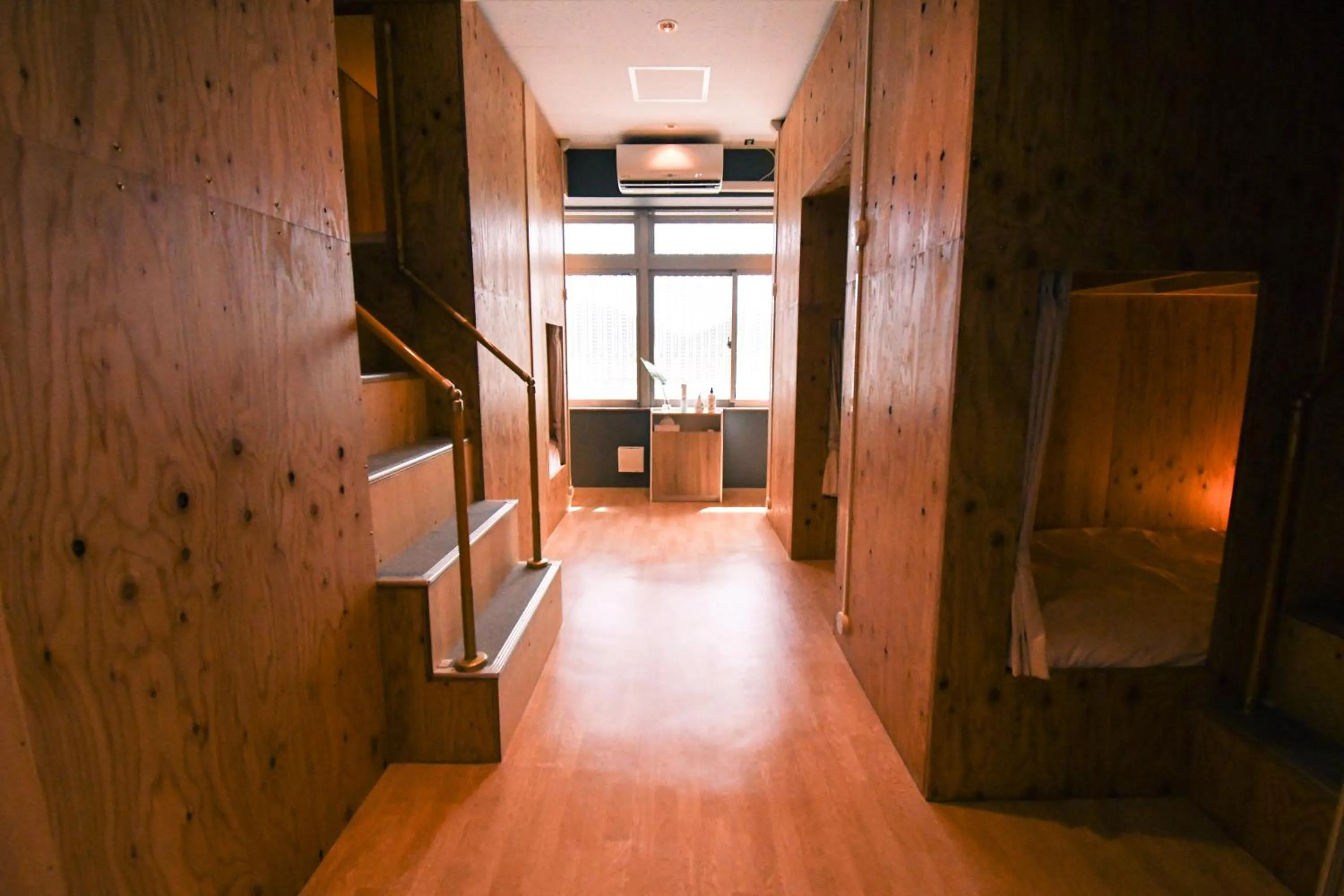 bunk bed in GATEWAY MAIZURU