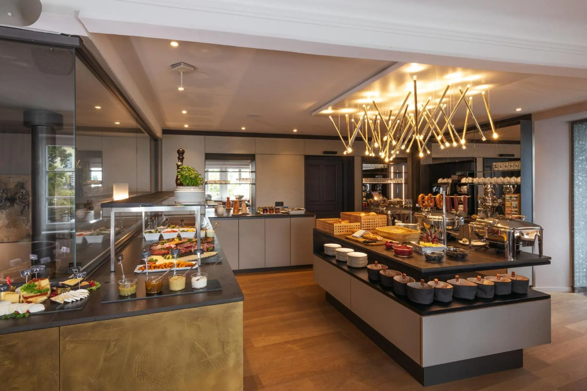 Buffet breakfast in Hotel Lindauer Hof