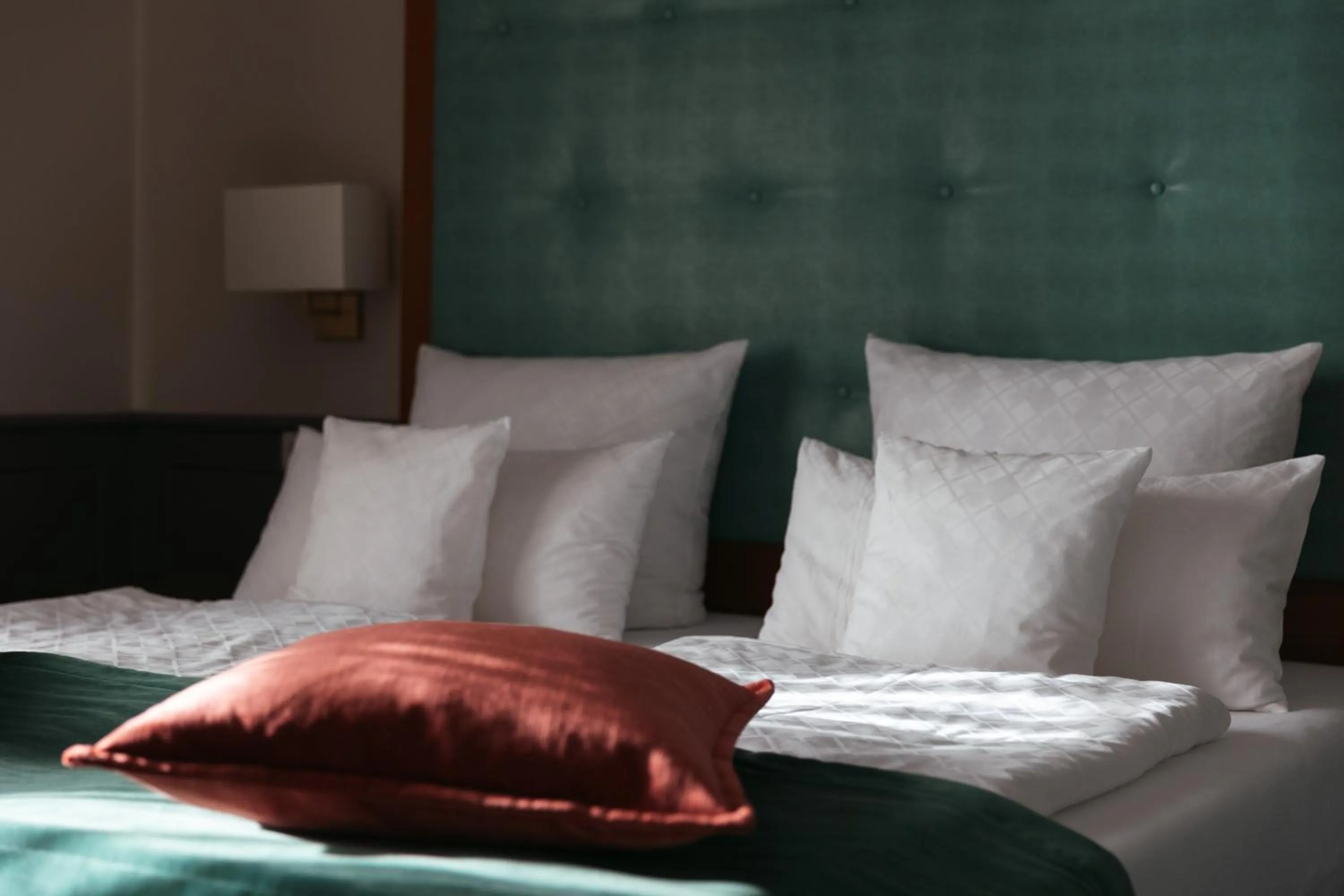 Bed in Hotel Lindauer Hof