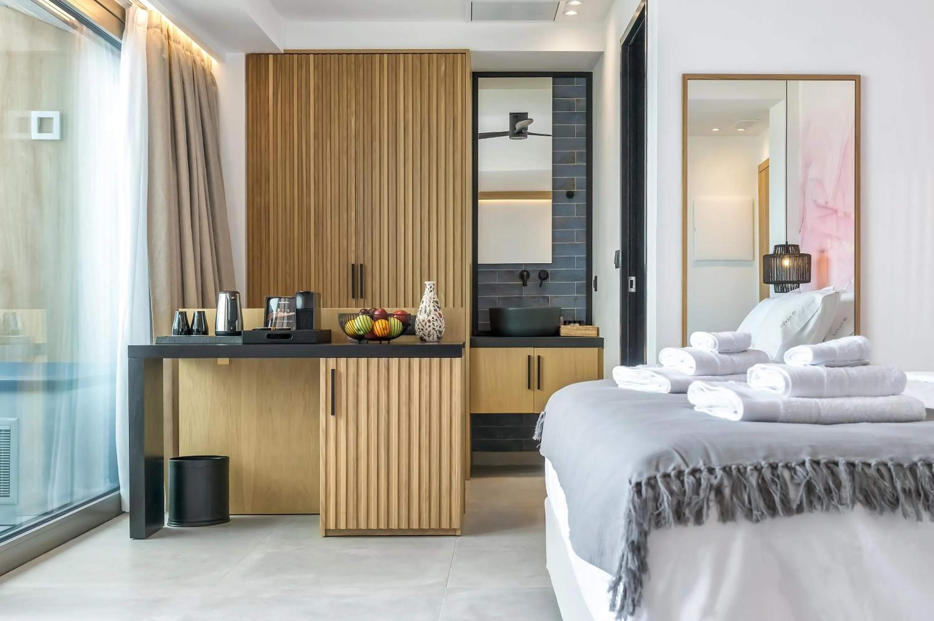 Bed in SAVUS Boutique Hotel