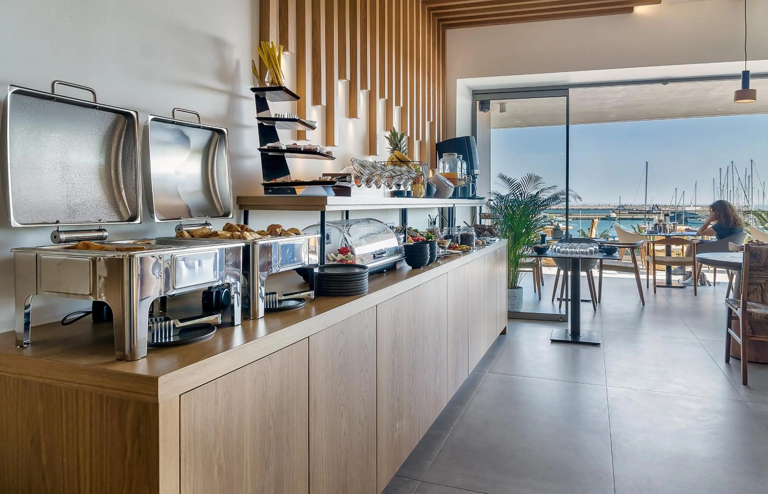 Restaurant/places to eat in SAVUS Boutique Hotel