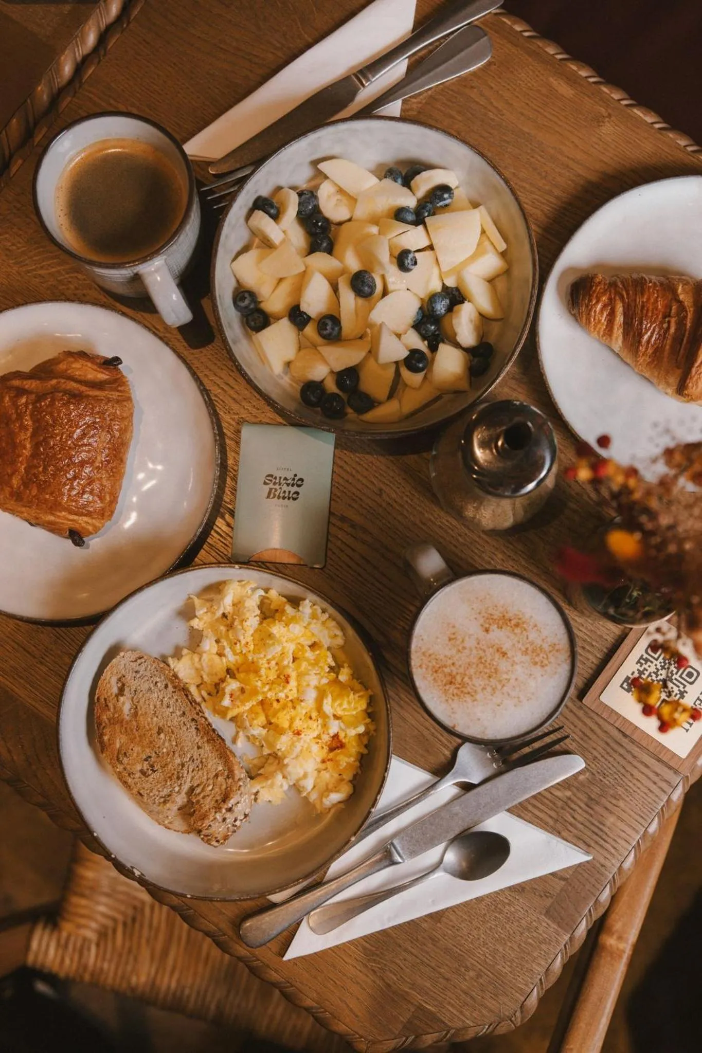 Breakfast in Hôtel Suzie Blue