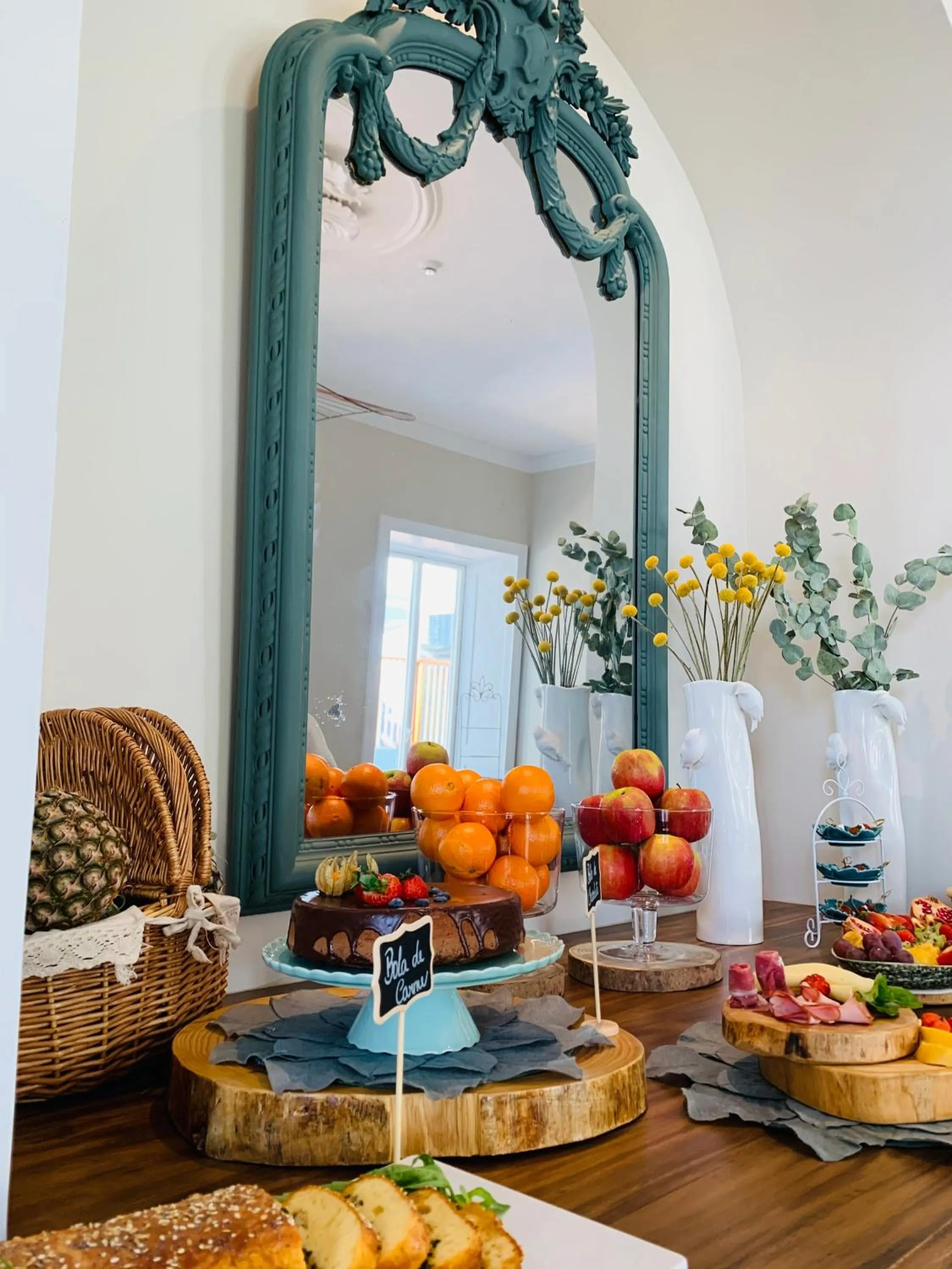 Food and drinks in Casa do Pateo - Charming House Azores