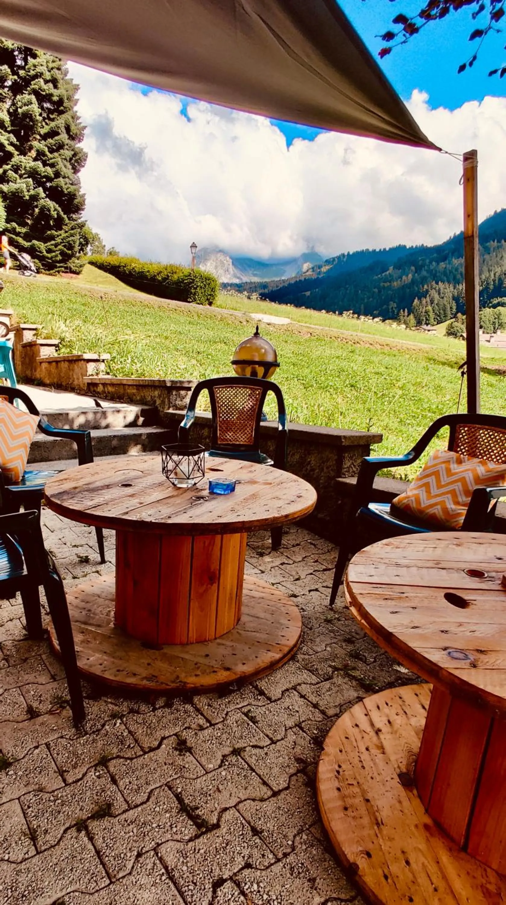 Property building in Le Rookie Mountain