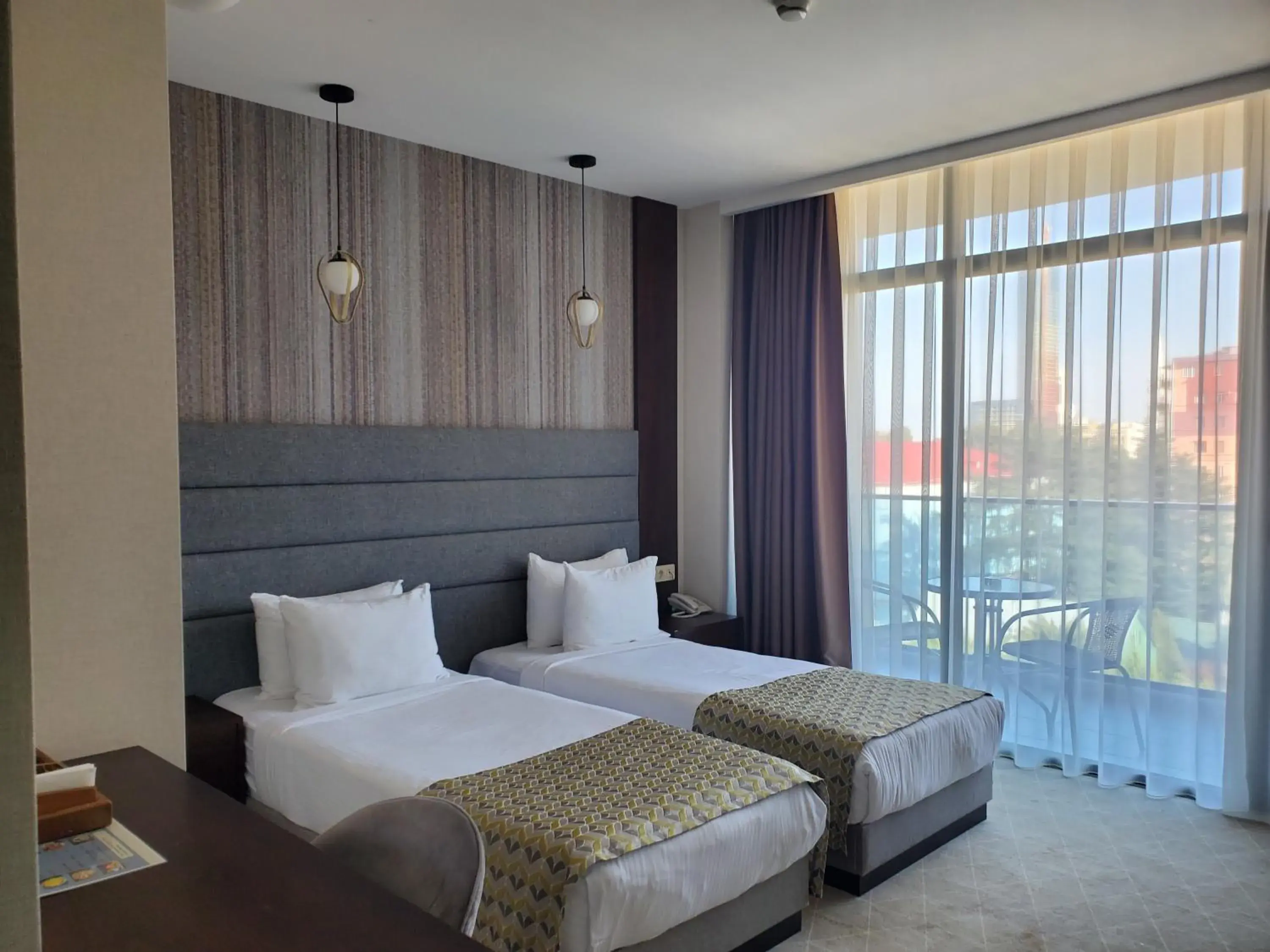 Standard Twin Room in Hotel Salvador Standard Twin Room in Hotel Salvador