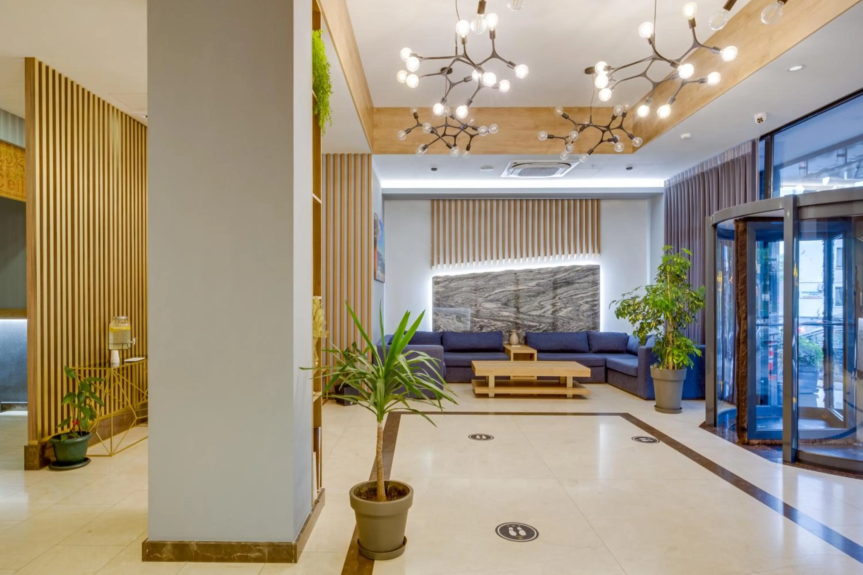 Seating area in Hotel Salvador