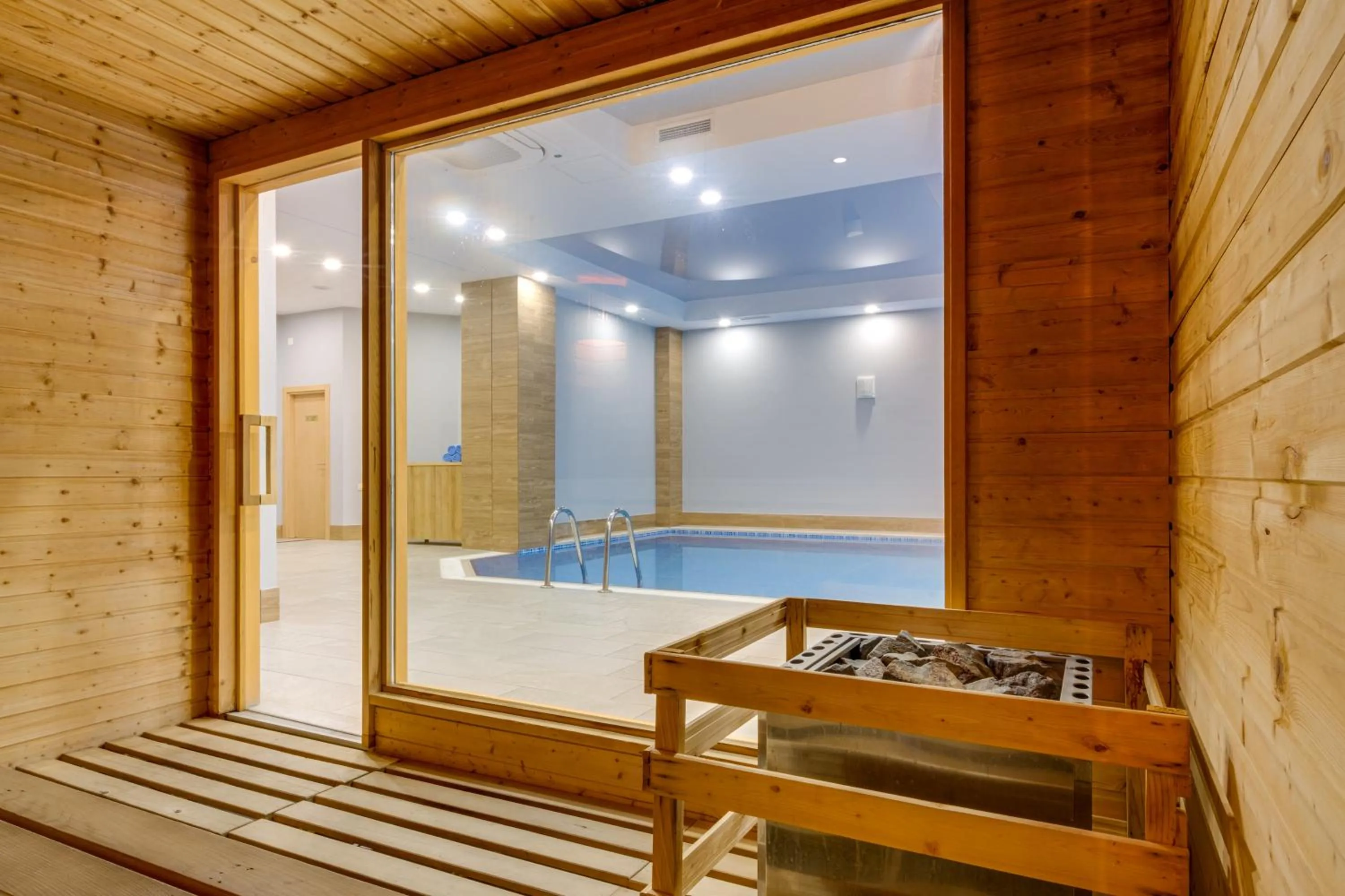 Swimming pool in Hotel Salvador