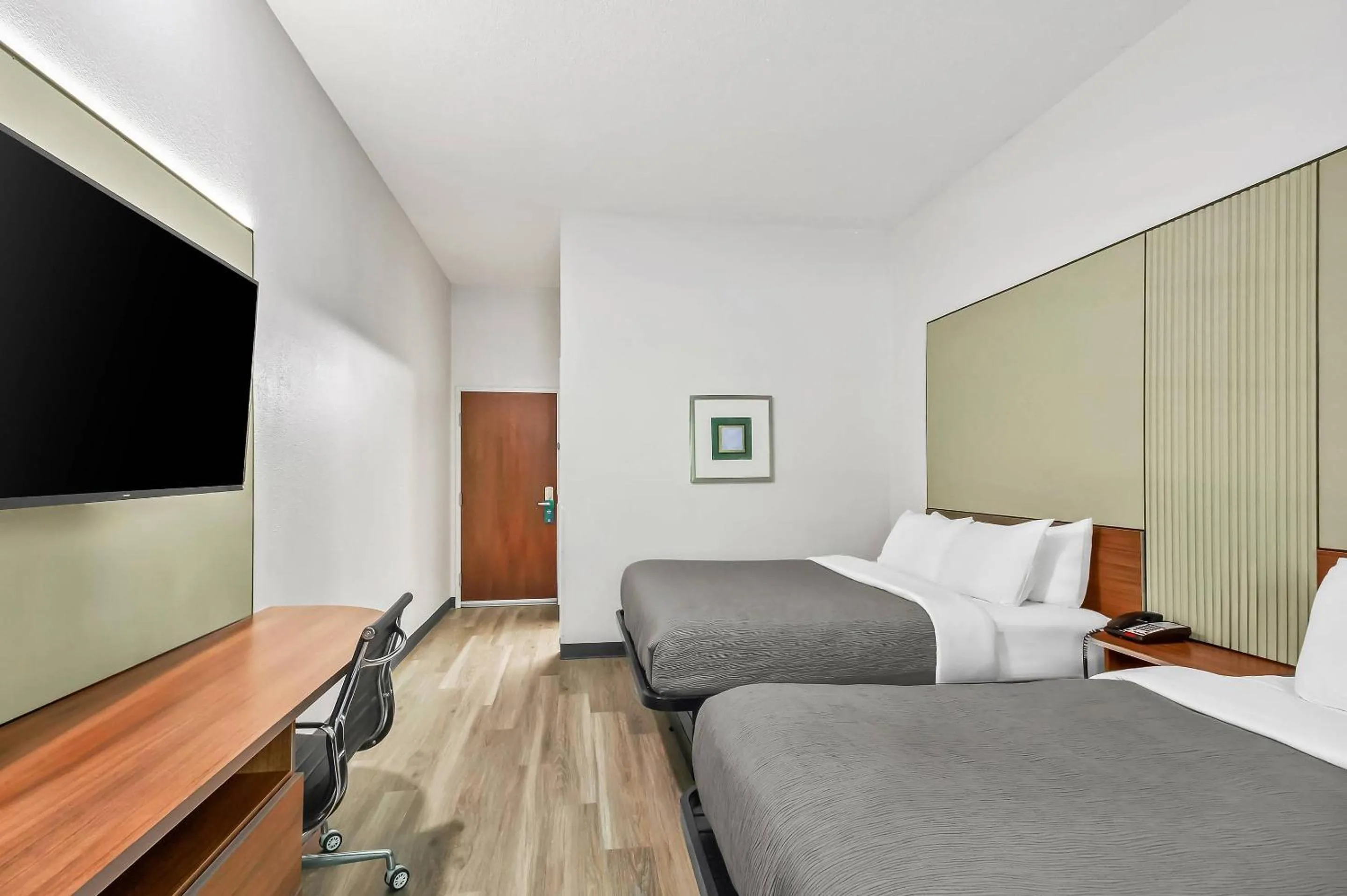 Bedroom, Bed in Quality Inn & Suites