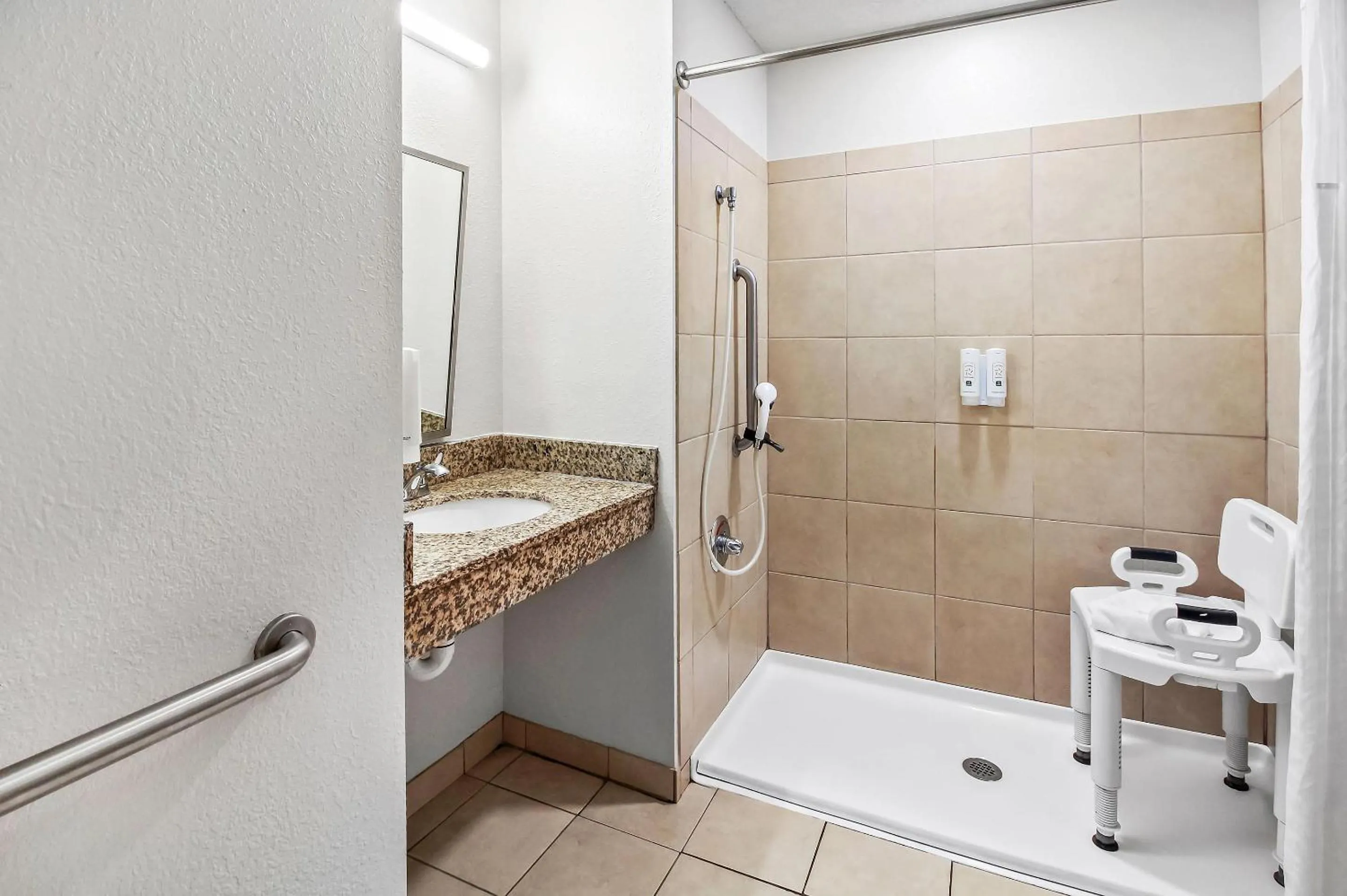 Bedroom in Quality Inn & Suites