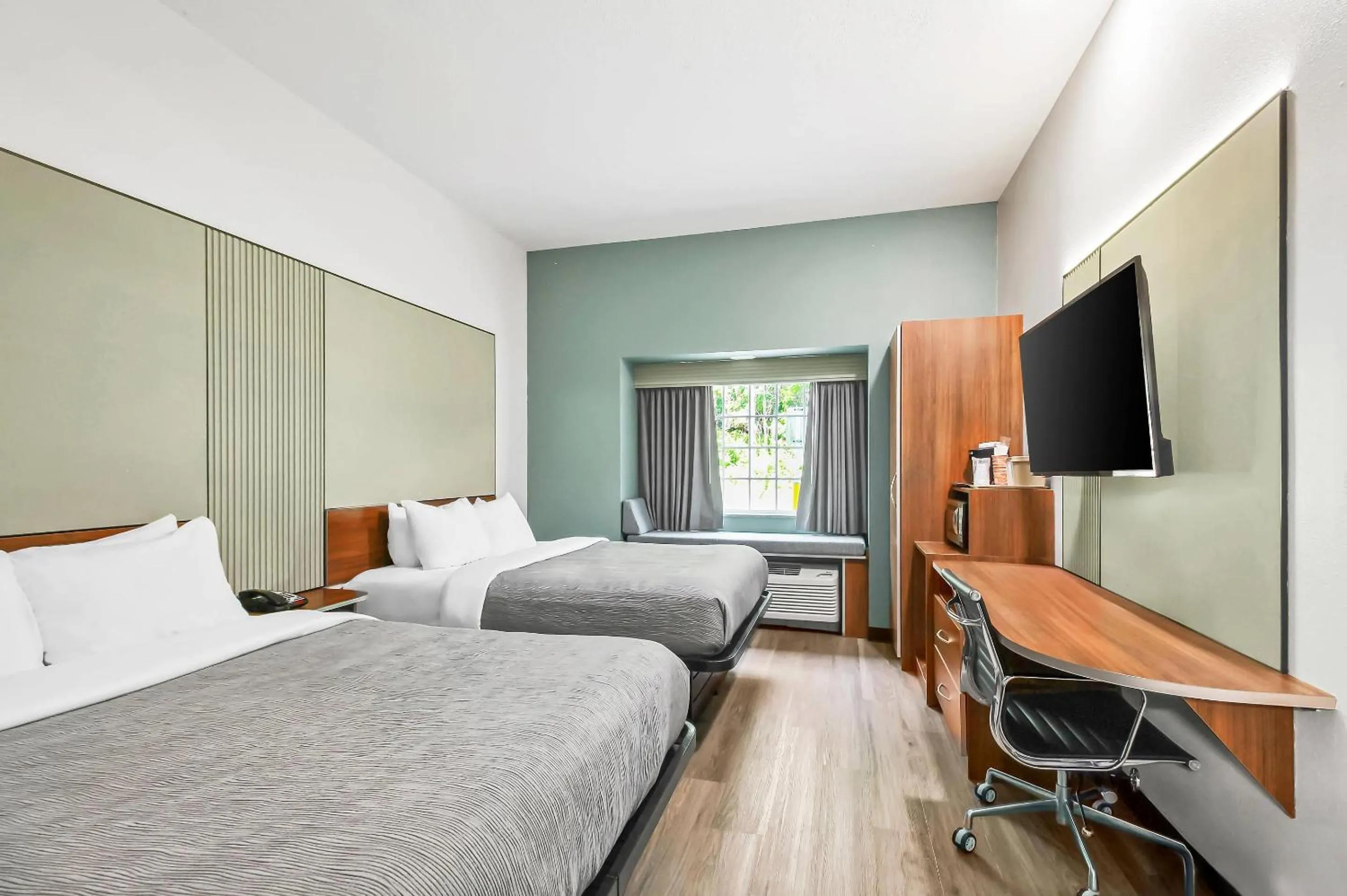 Bedroom, Bed in Quality Inn & Suites