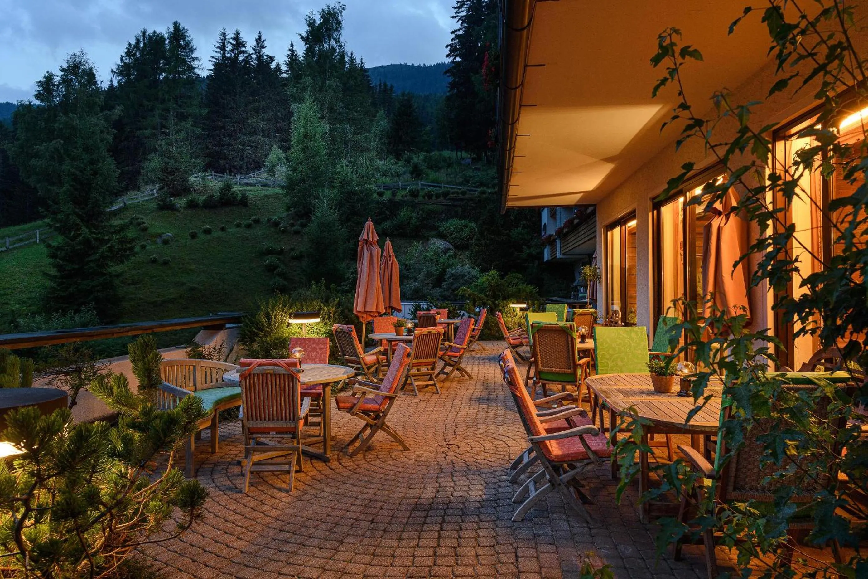 Restaurant/places to eat in Hotel St. Oswald