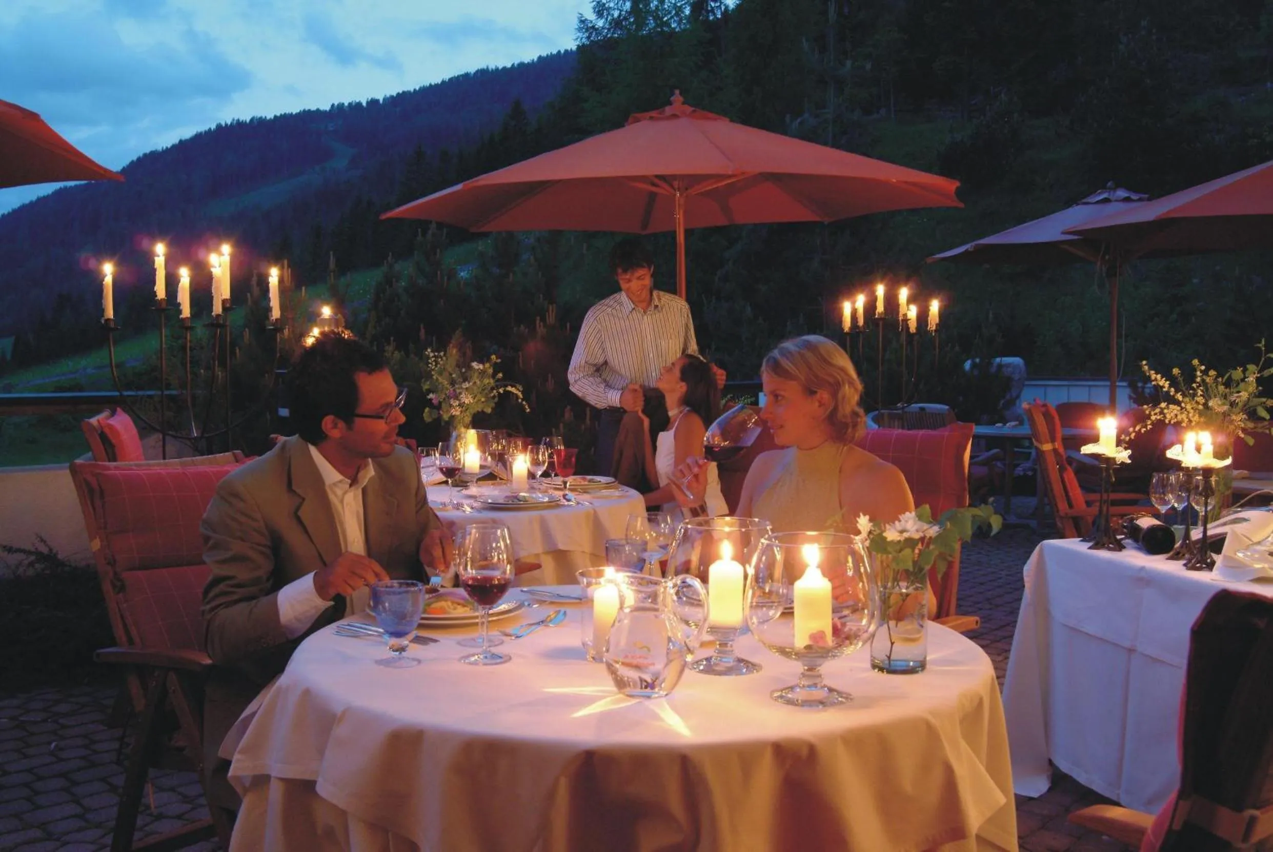 Restaurant/places to eat in Hotel St. Oswald