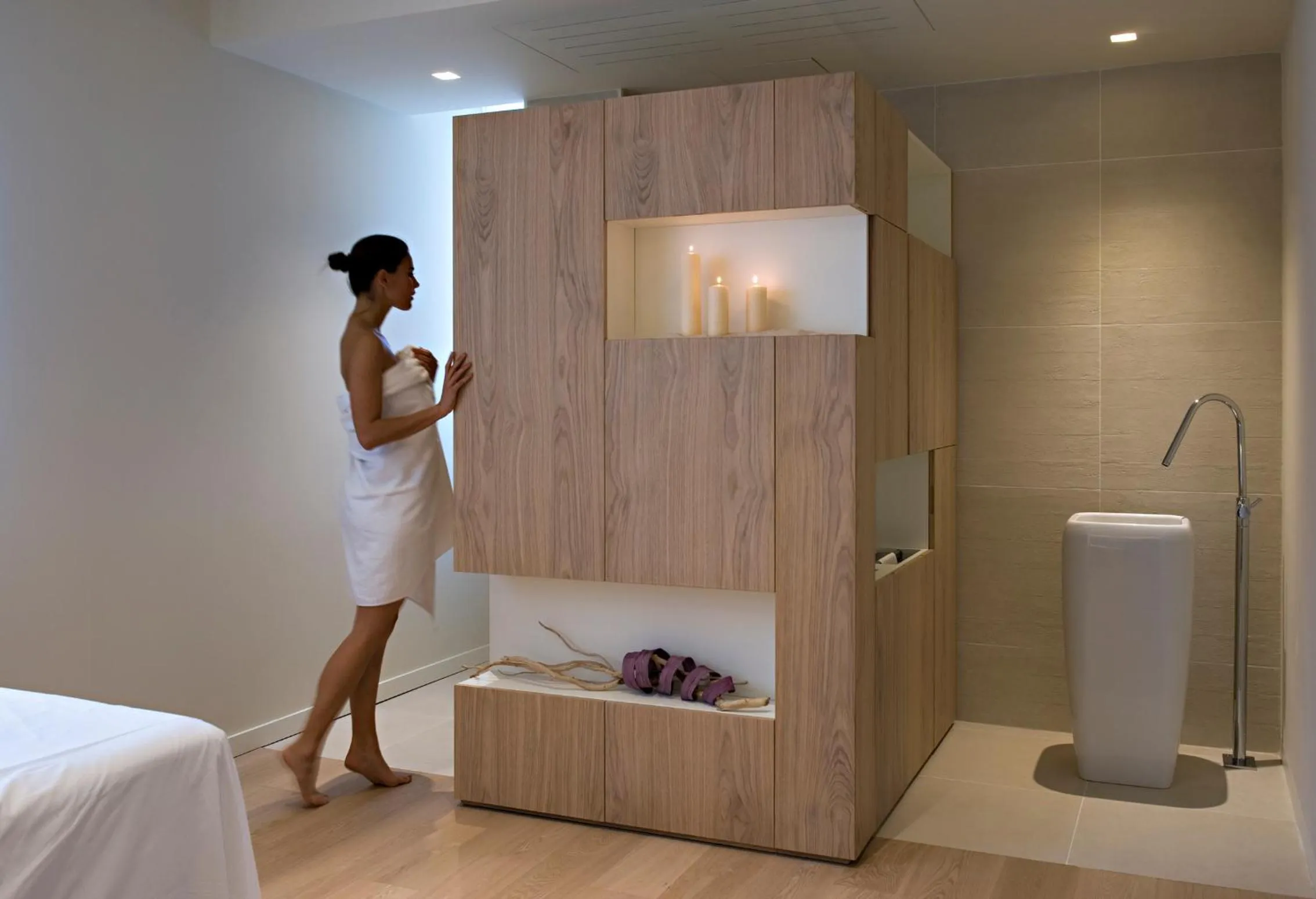 Massage, Bed in Hotel Terme Neroniane