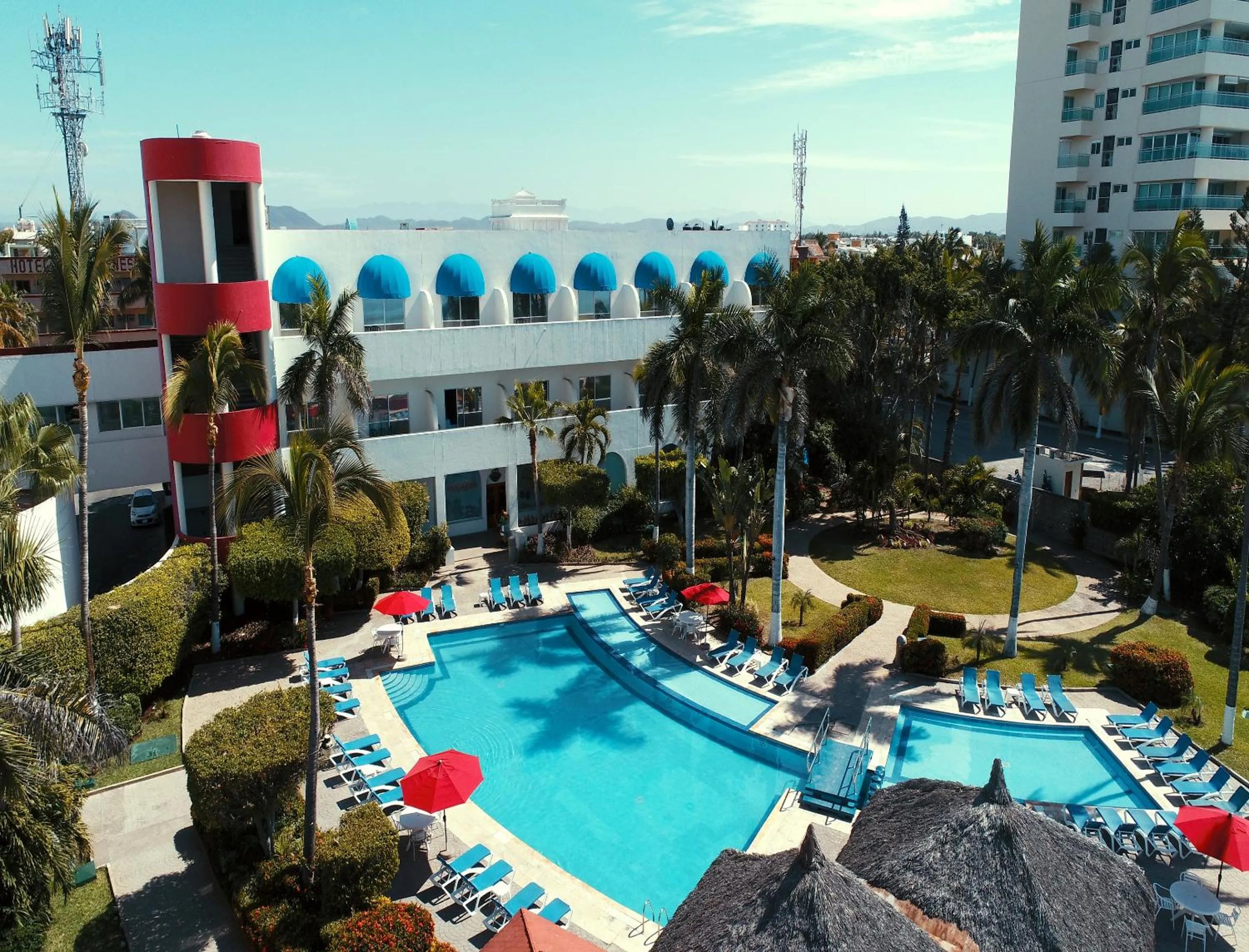 Bird's eye view, Pool View in Mision Mazatlan