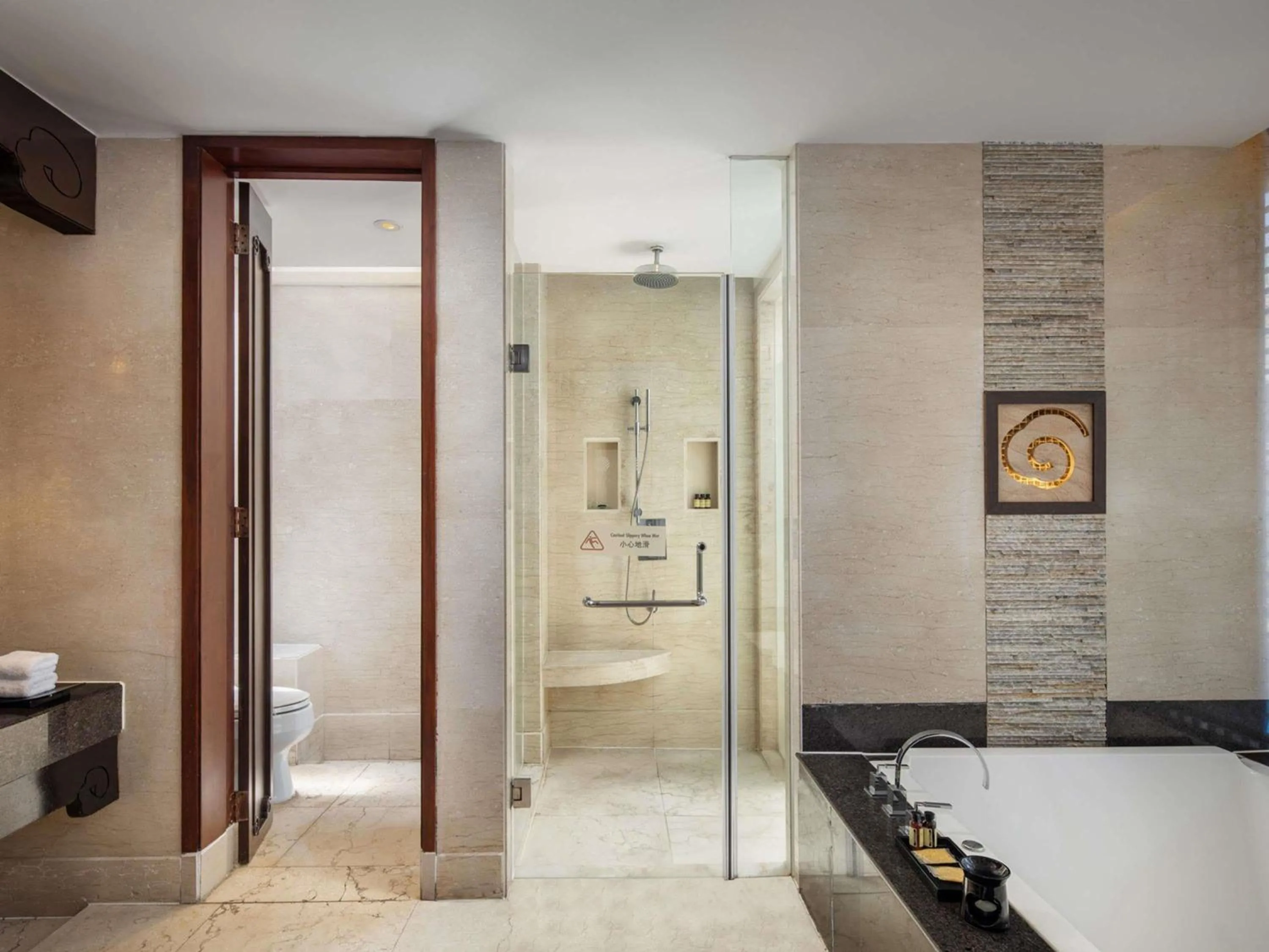 Bedroom in Pullman Sanya Yalong Bay Villas & Resort