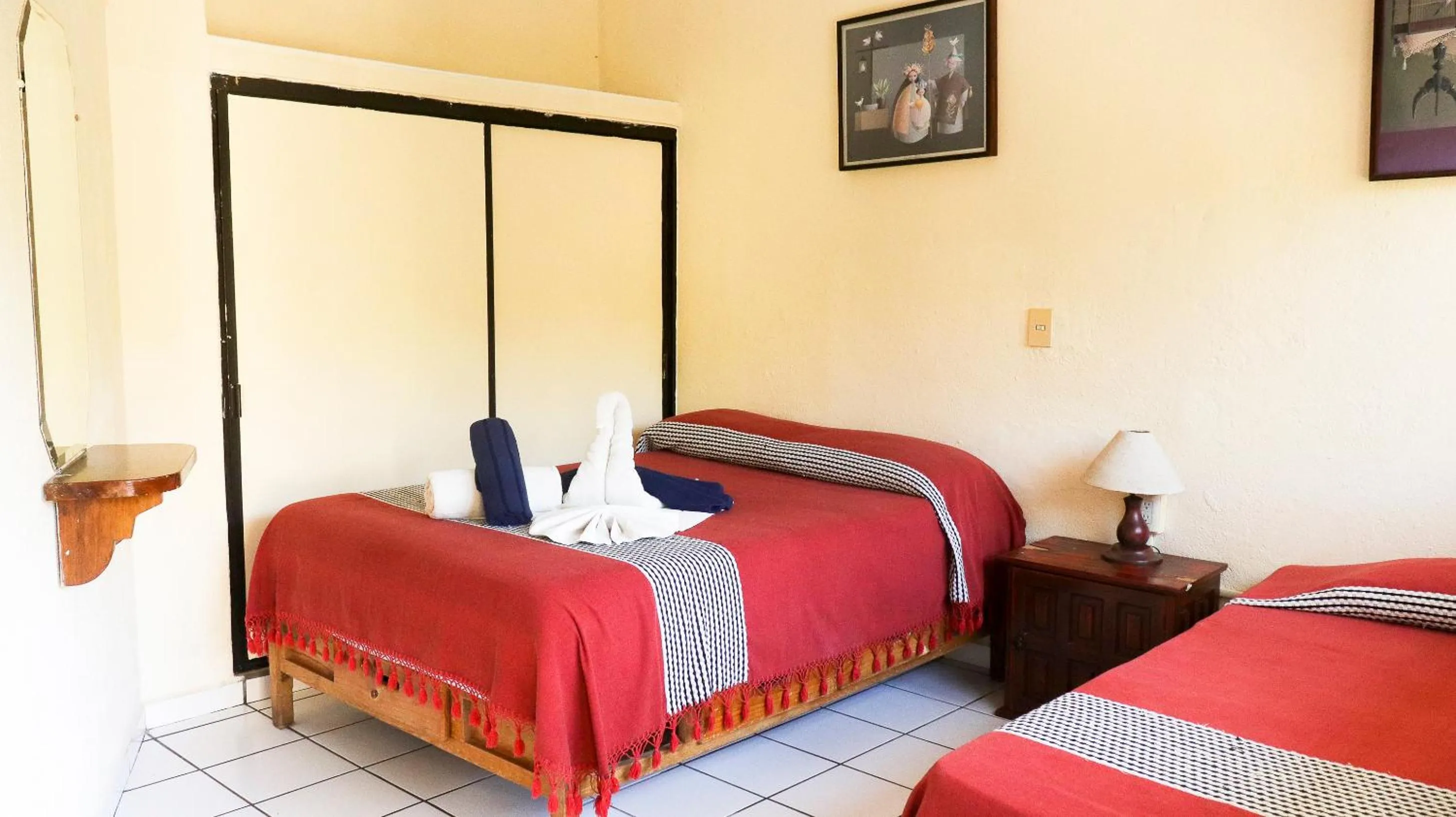 Bed in Hotel Palmeras