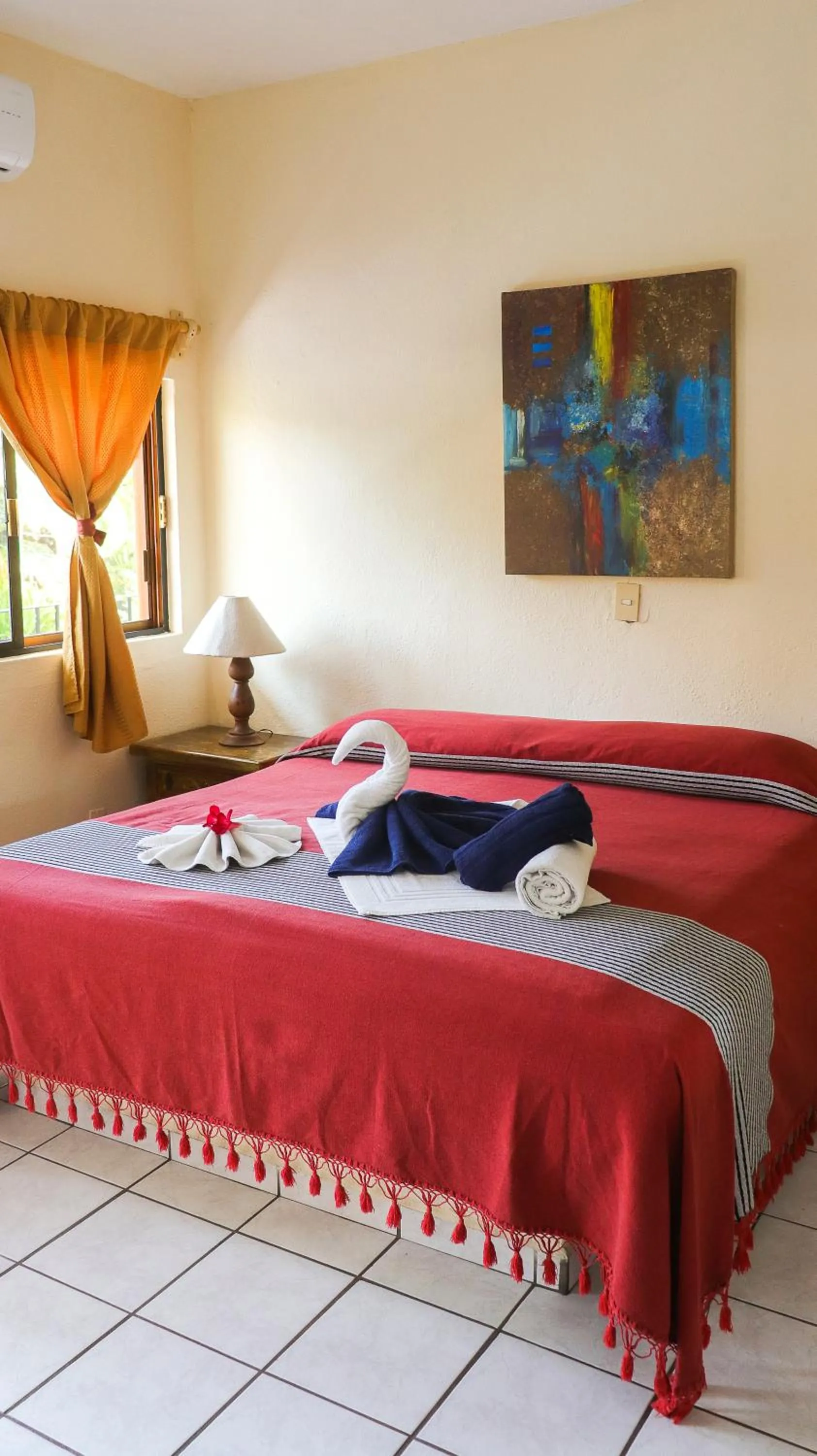 Bed in Hotel Palmeras