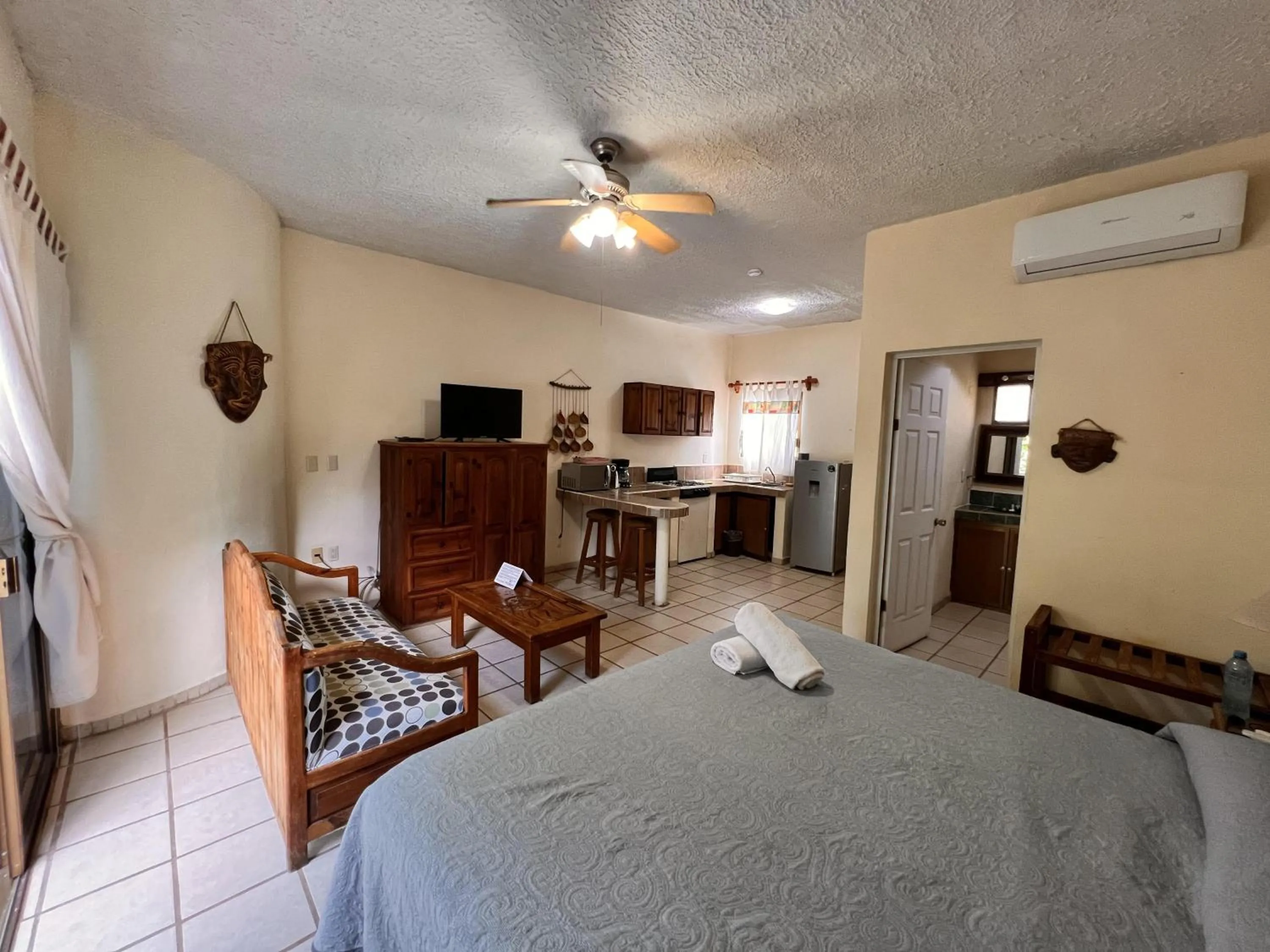 Bedroom, Bed in Hotel Palmeras