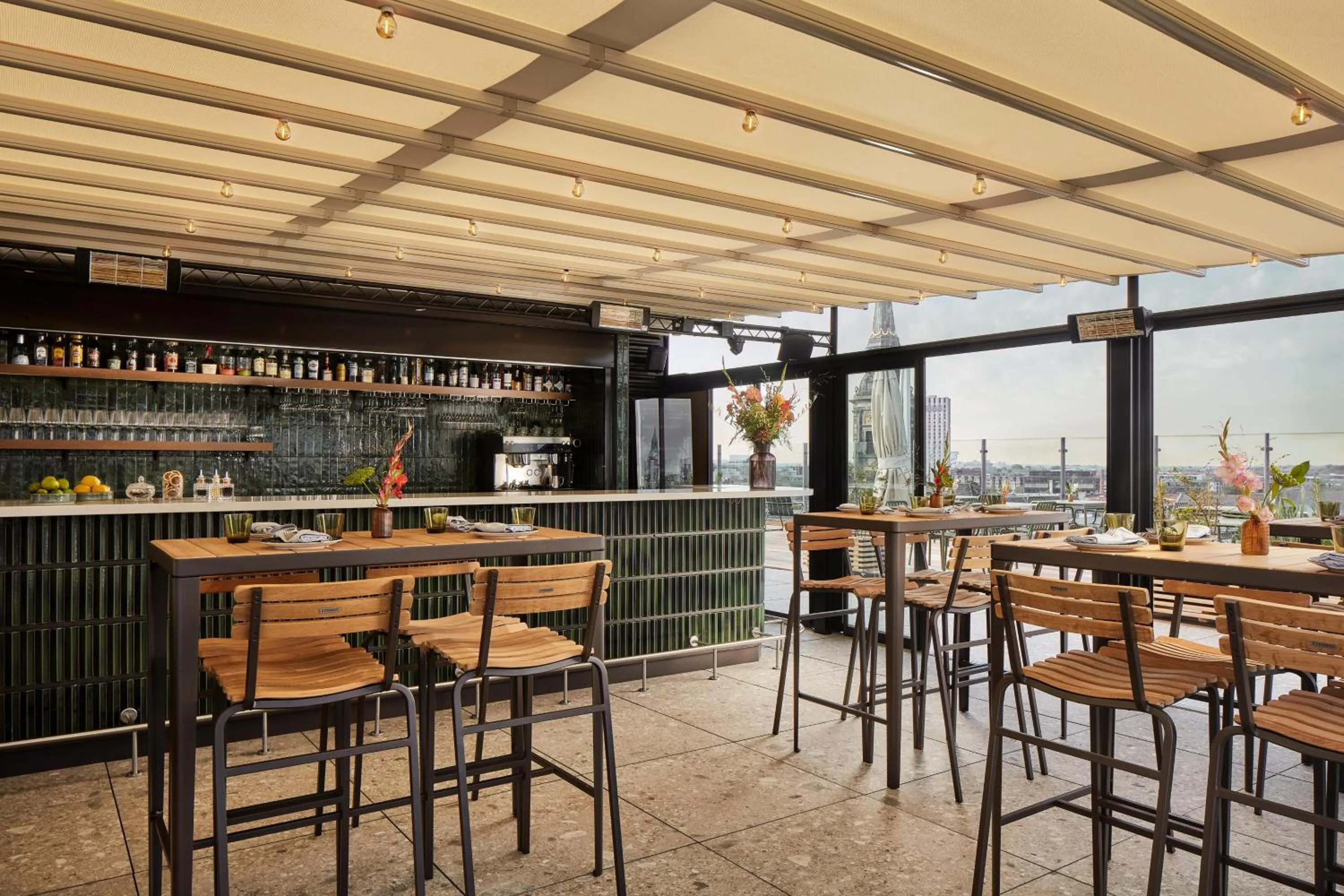 Lounge or bar in NH Collection Copenhagen