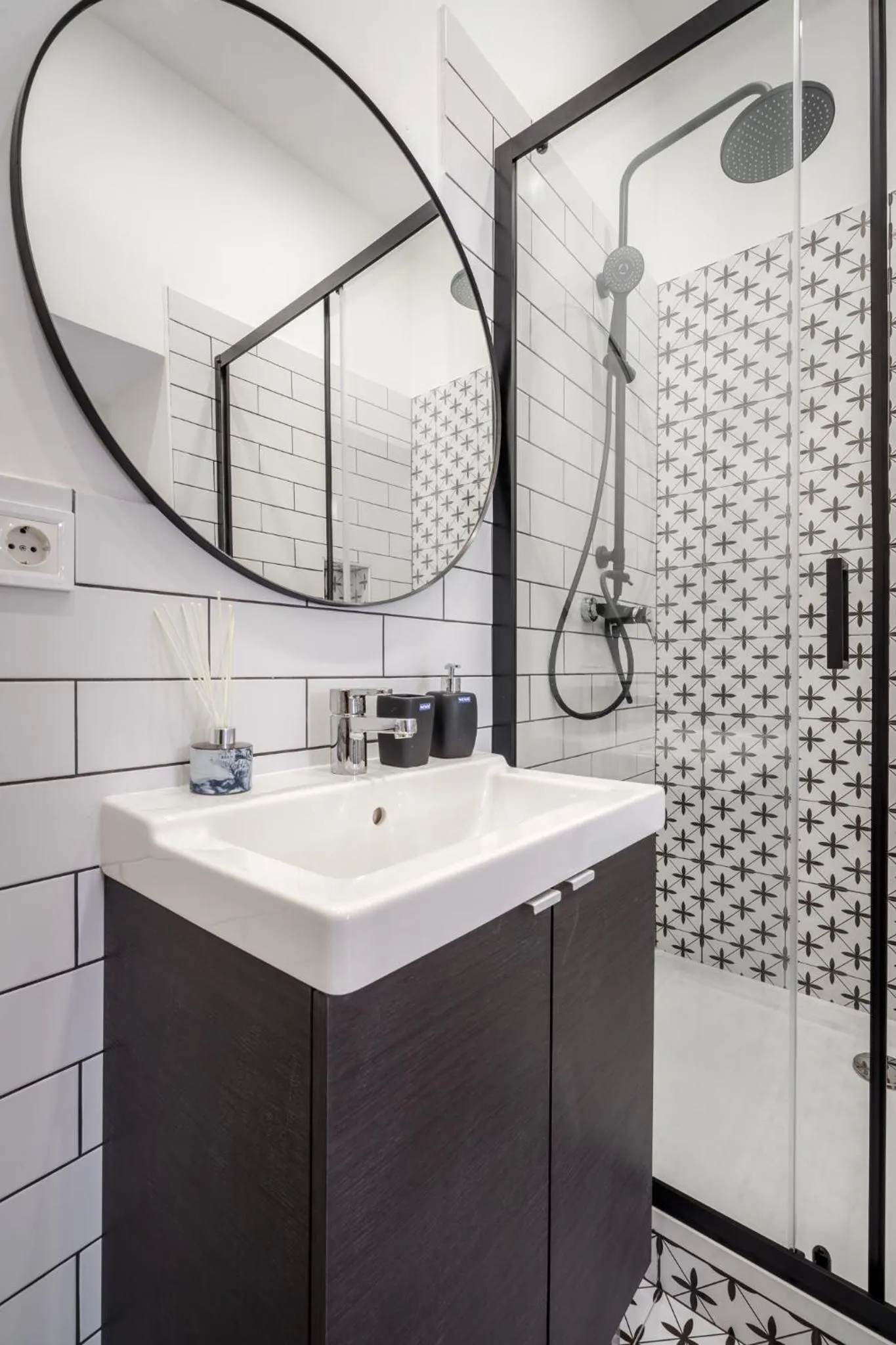 Shower in K33- Boutique Apartments, Best Location, by BQA