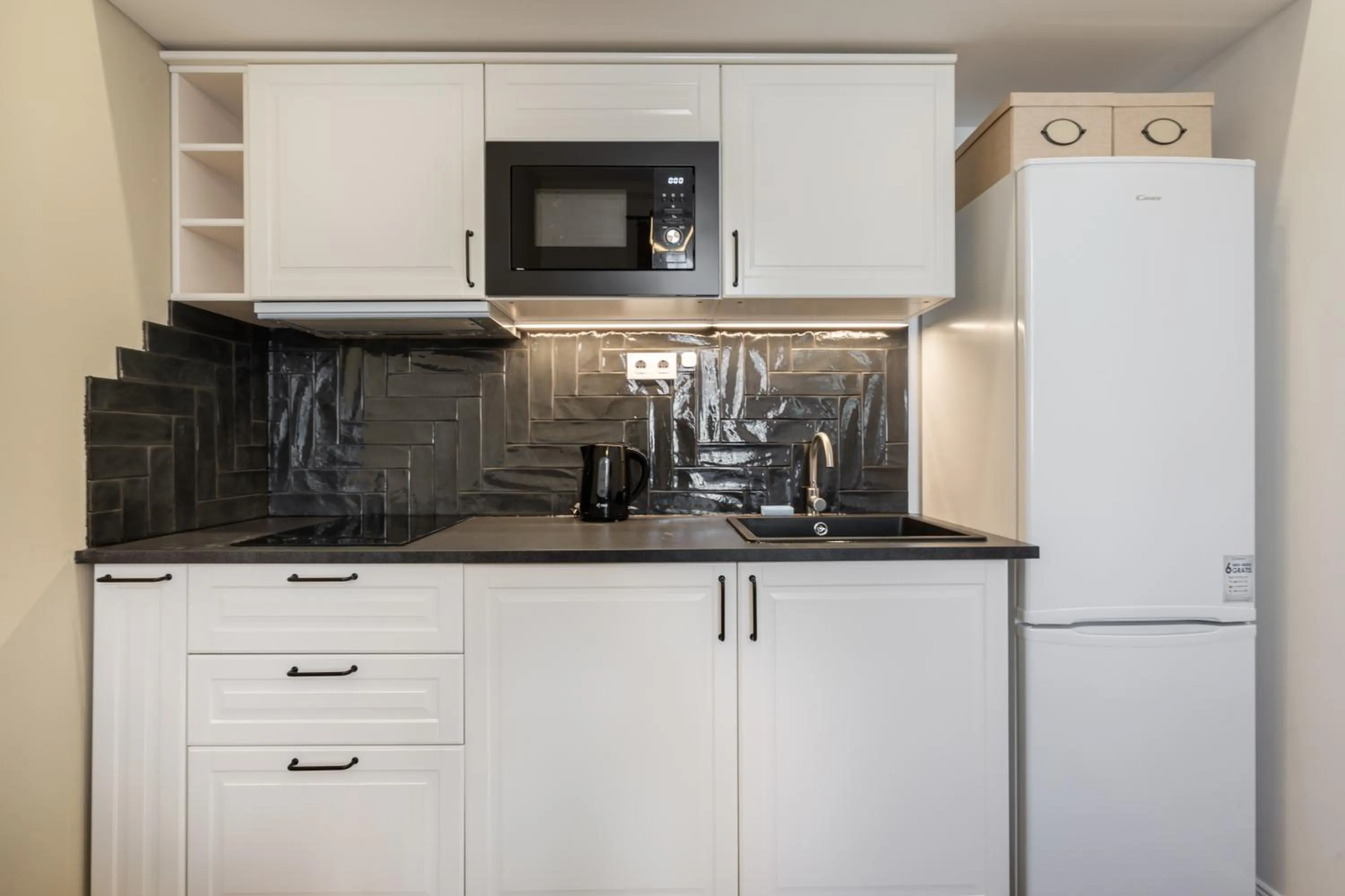 Kitchen or kitchenette in K33- Boutique Apartments, Best Location, by BQA