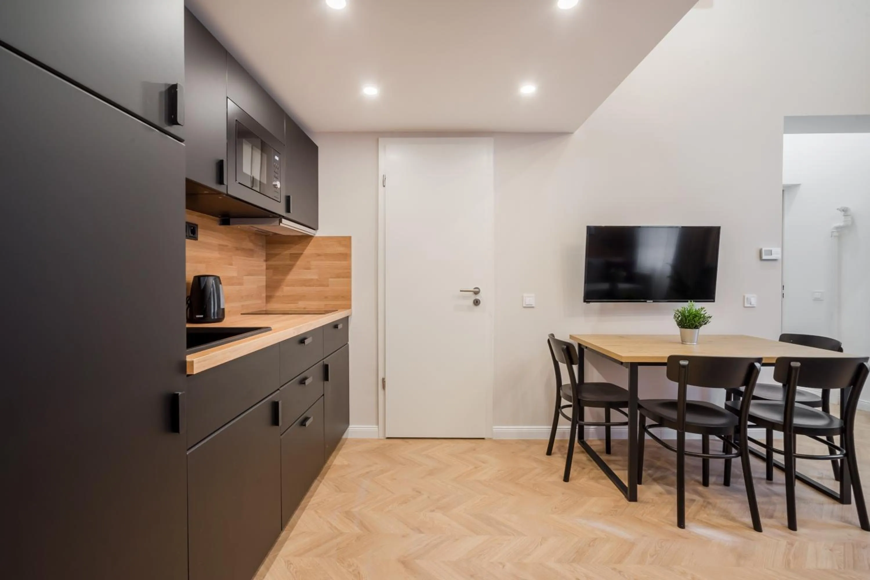 TV and multimedia in K33- Boutique Apartments, Best Location, by BQA