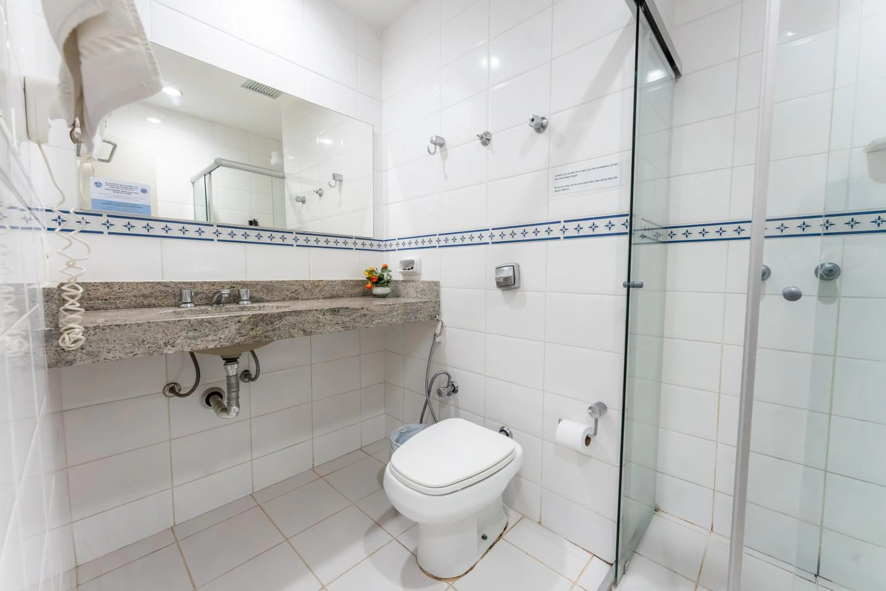 Bathroom in Athus Brasilia Hotel by Bsb Inn