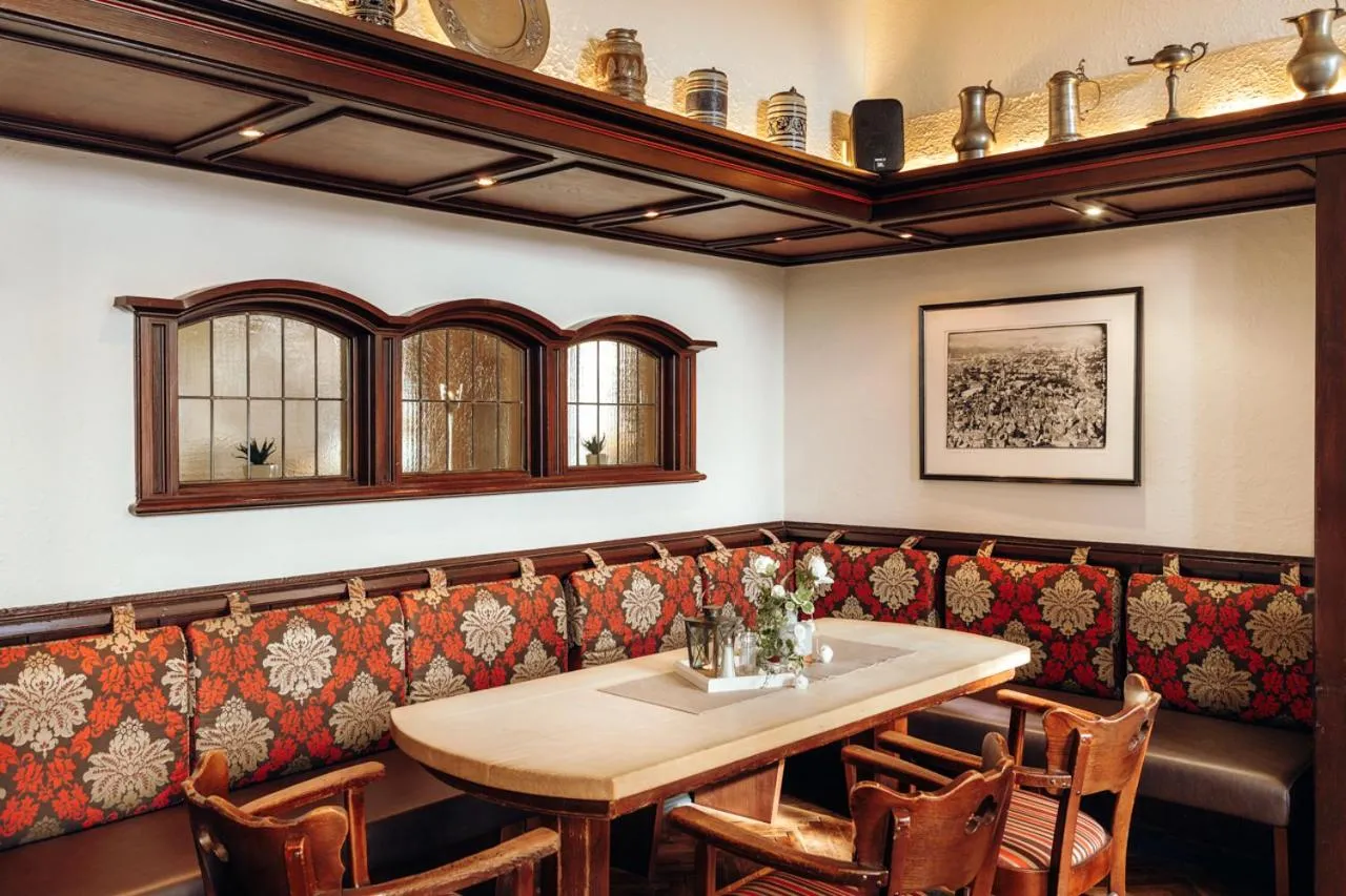 Decorative detail, Restaurant/Places to Eat in Hotel Klute